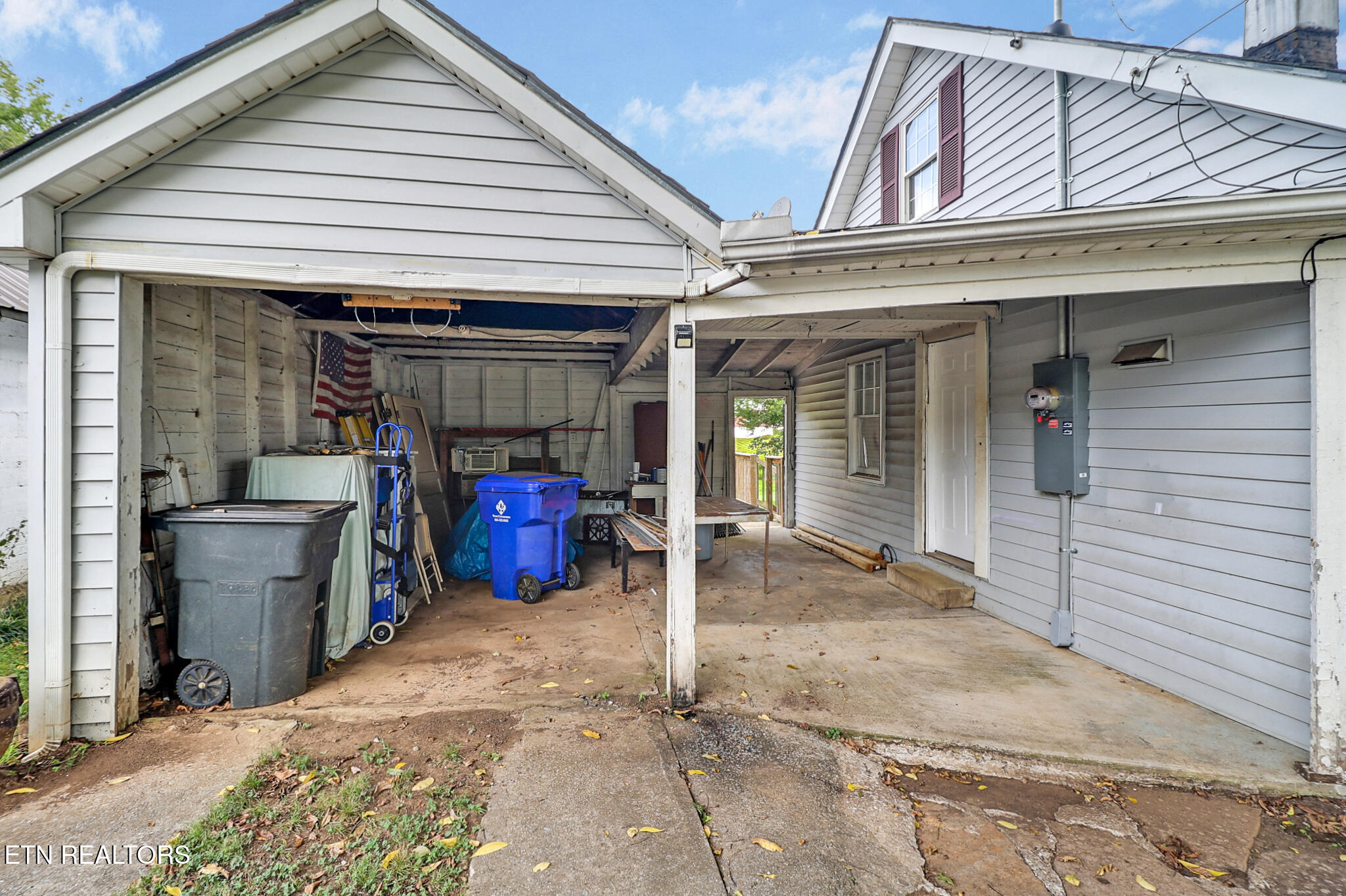 505 N Chamberlain Ave