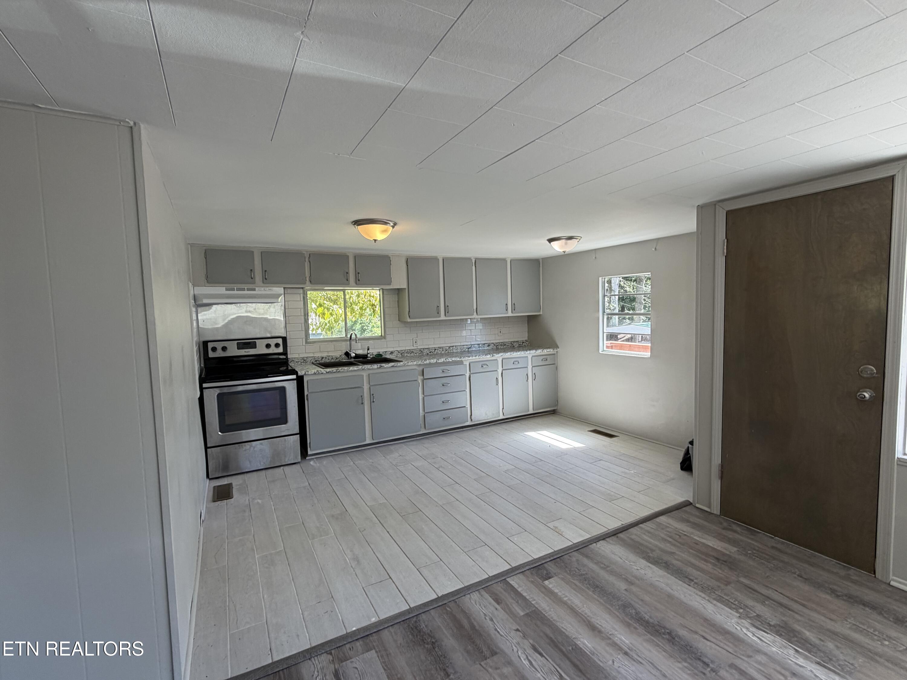 153 Johnson Rd