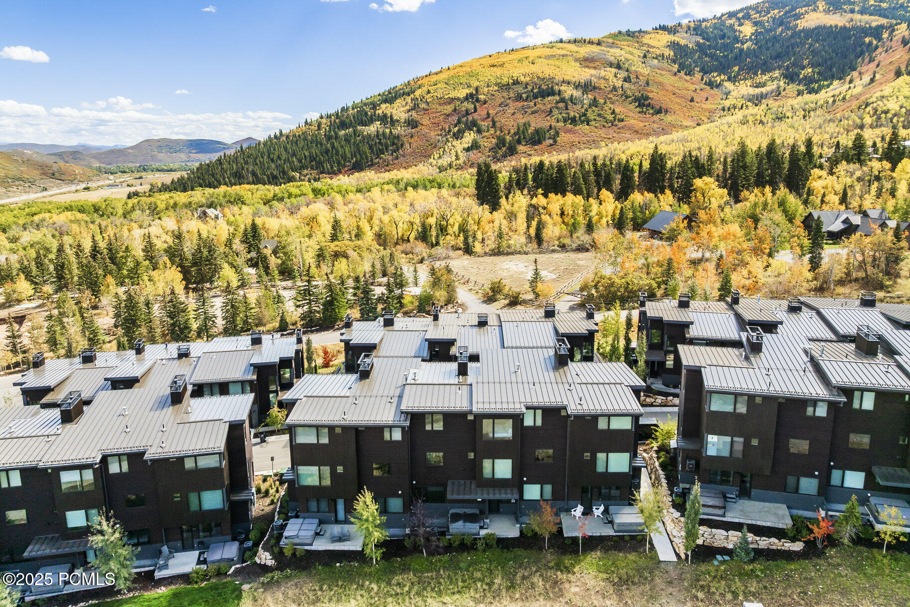 3547 Ridgeline Drive