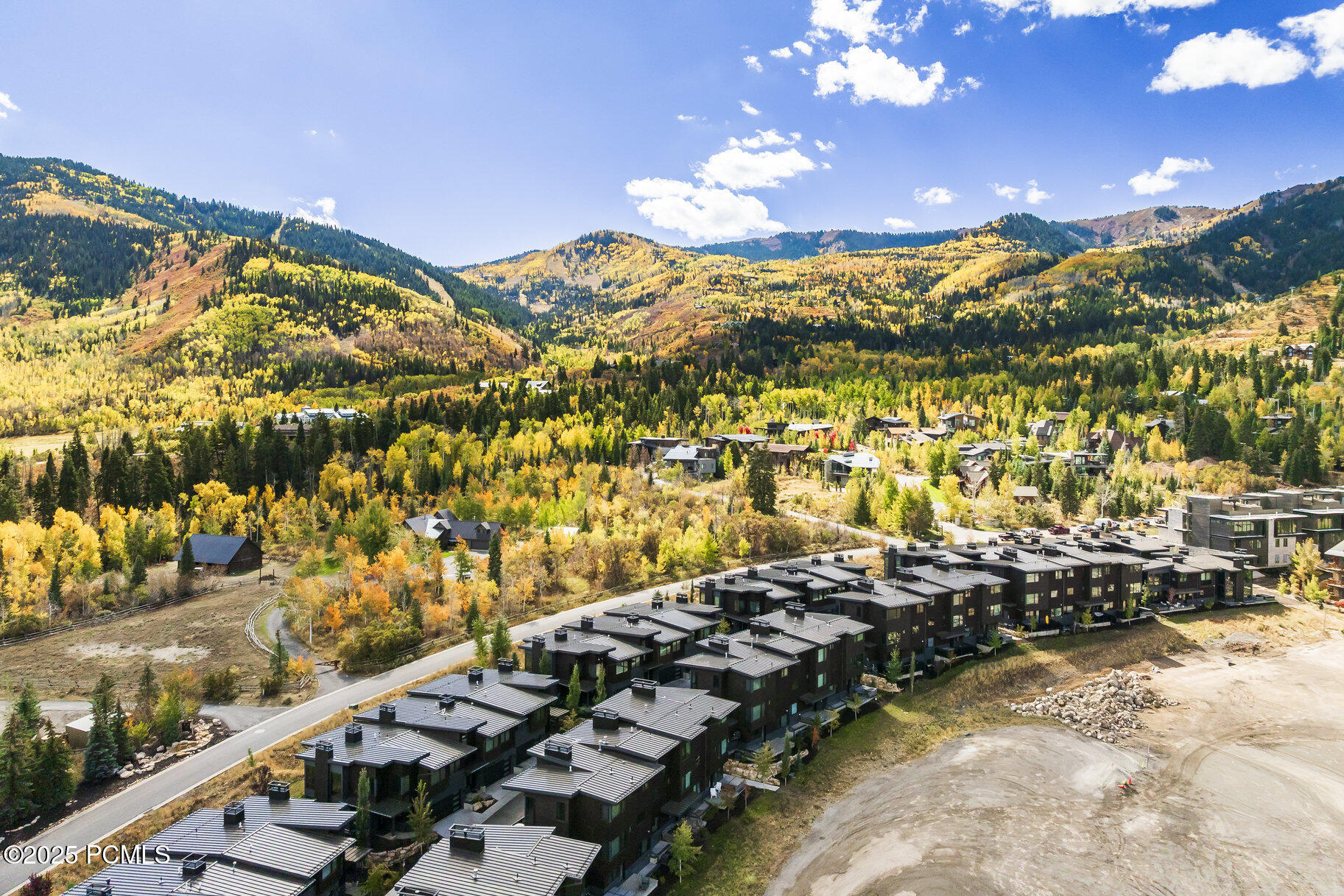 3547 Ridgeline Drive