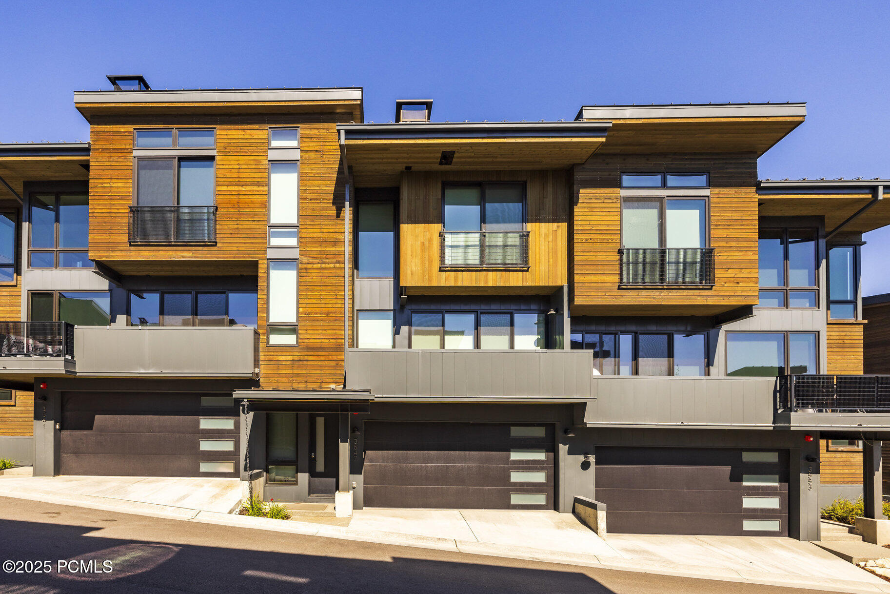 3547 Ridgeline Drive