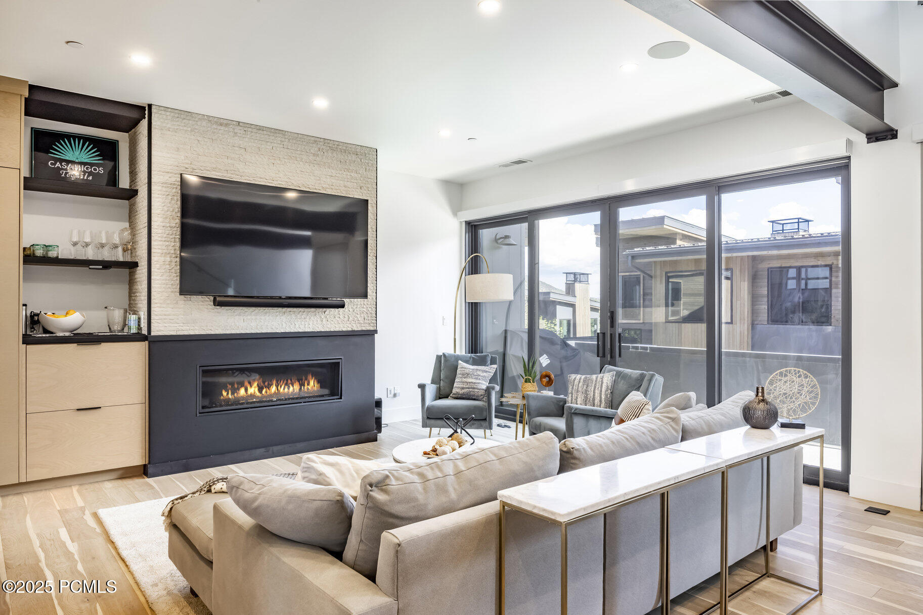 3547 Ridgeline Drive