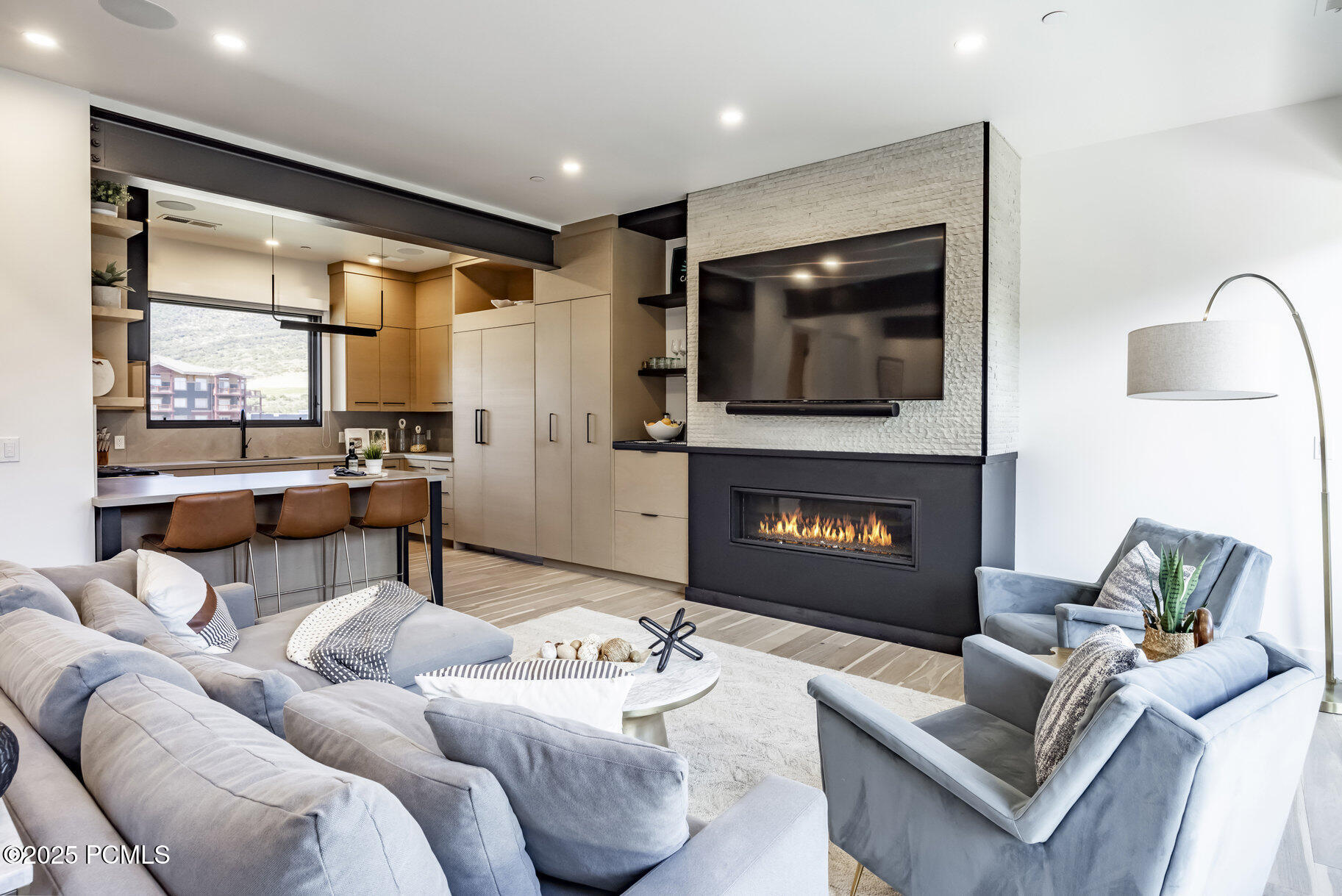 3547 Ridgeline Drive