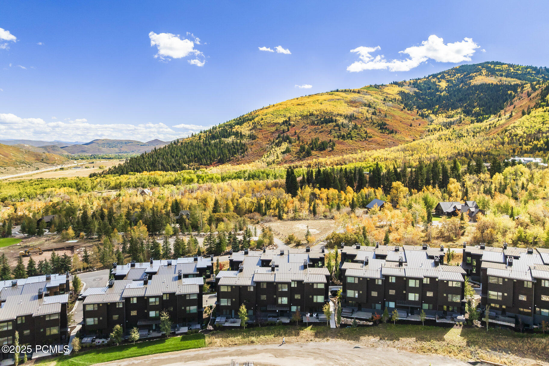 3547 Ridgeline Drive