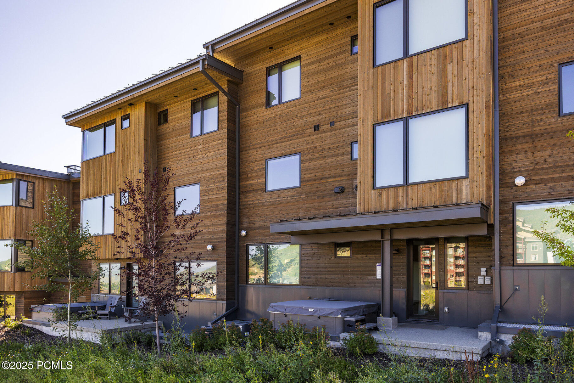 3547 Ridgeline Drive