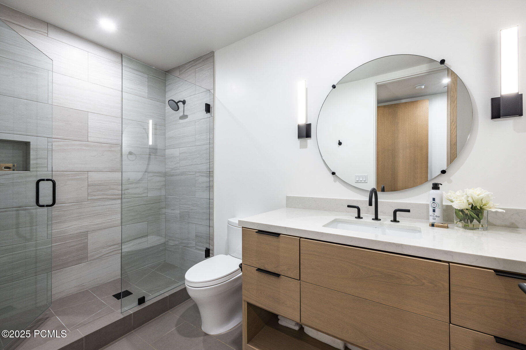 3547 Ridgeline Drive