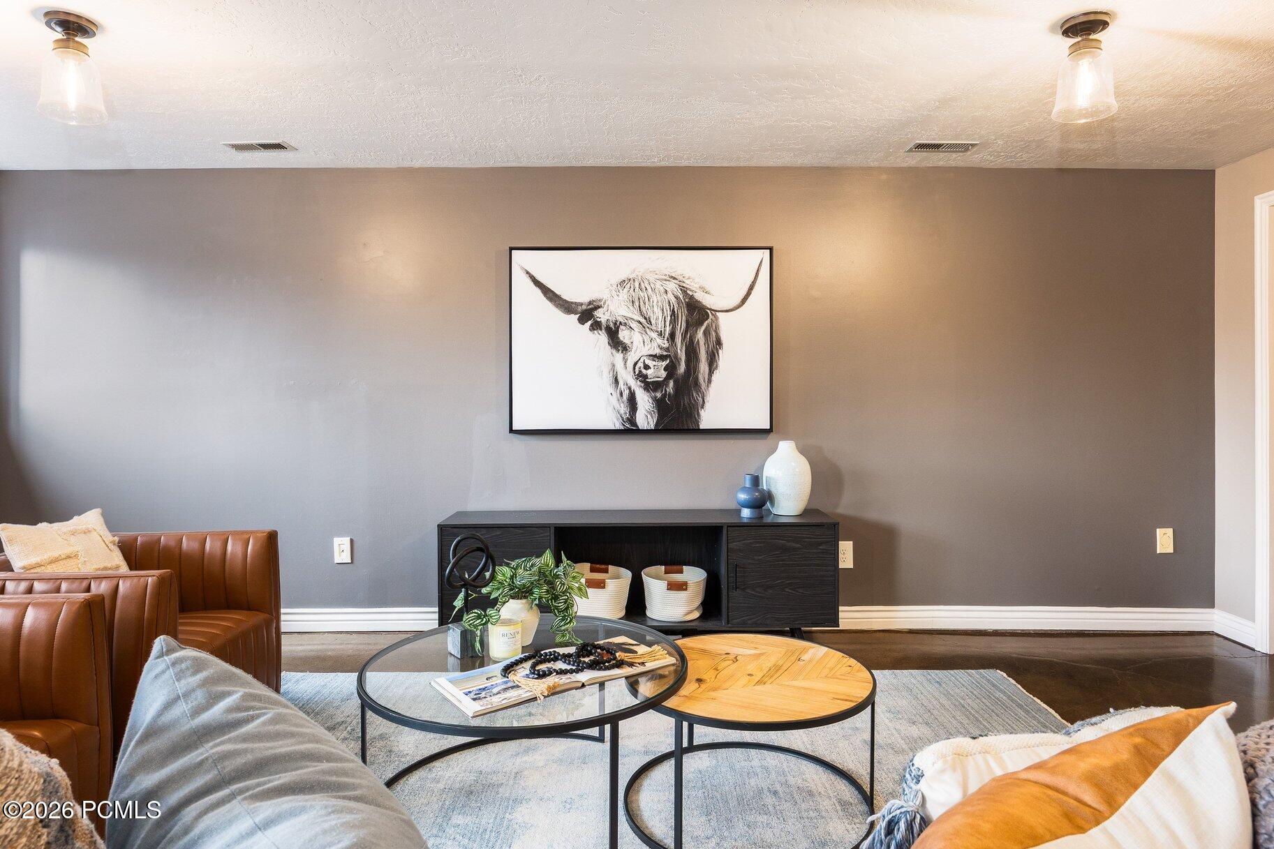 8906 Upper Lando Lane