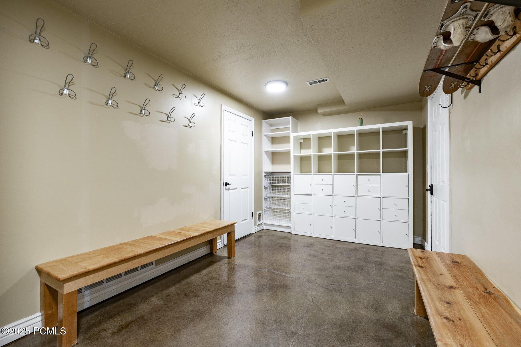 8906 Upper Lando Lane