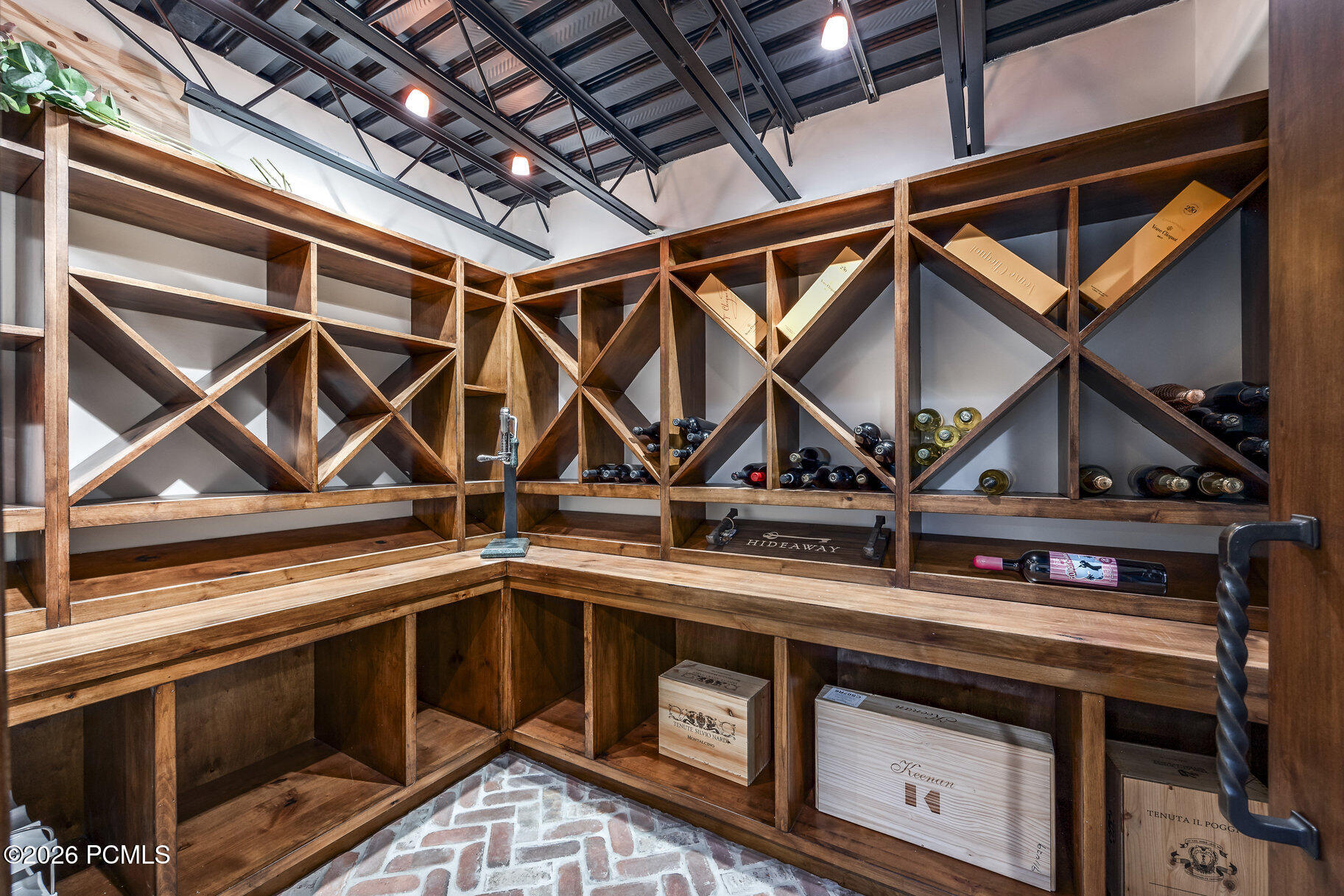 3000 Crestline Drive