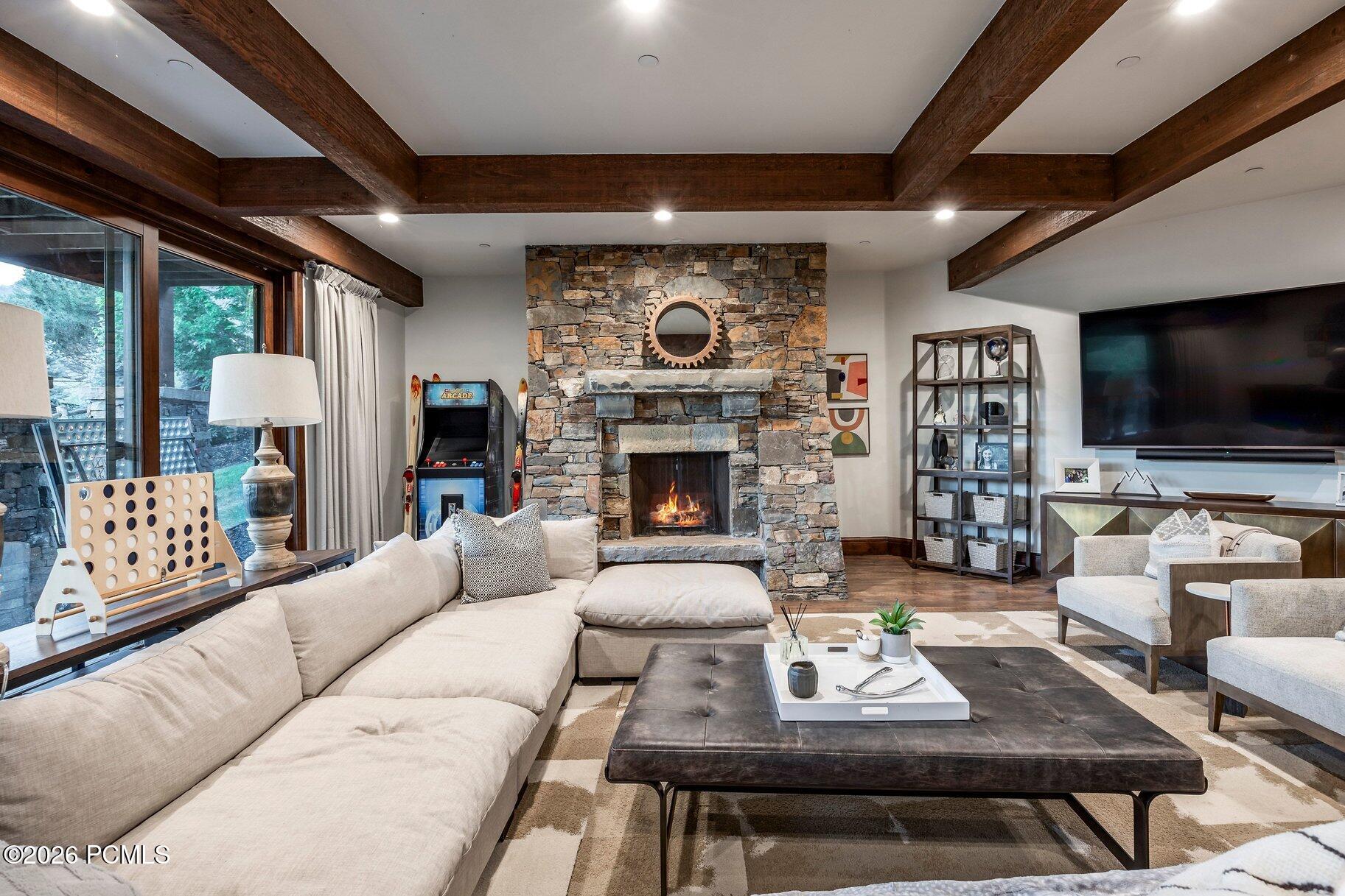 3000 Crestline Drive