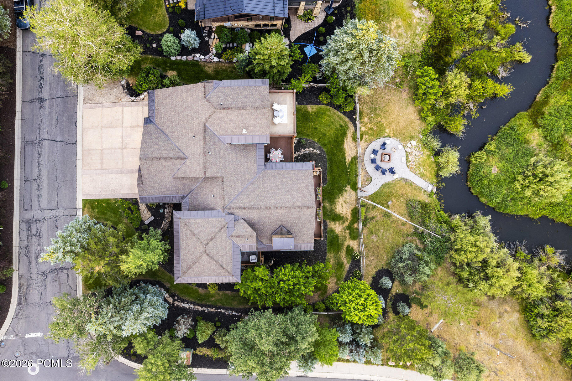 3000 Crestline Drive