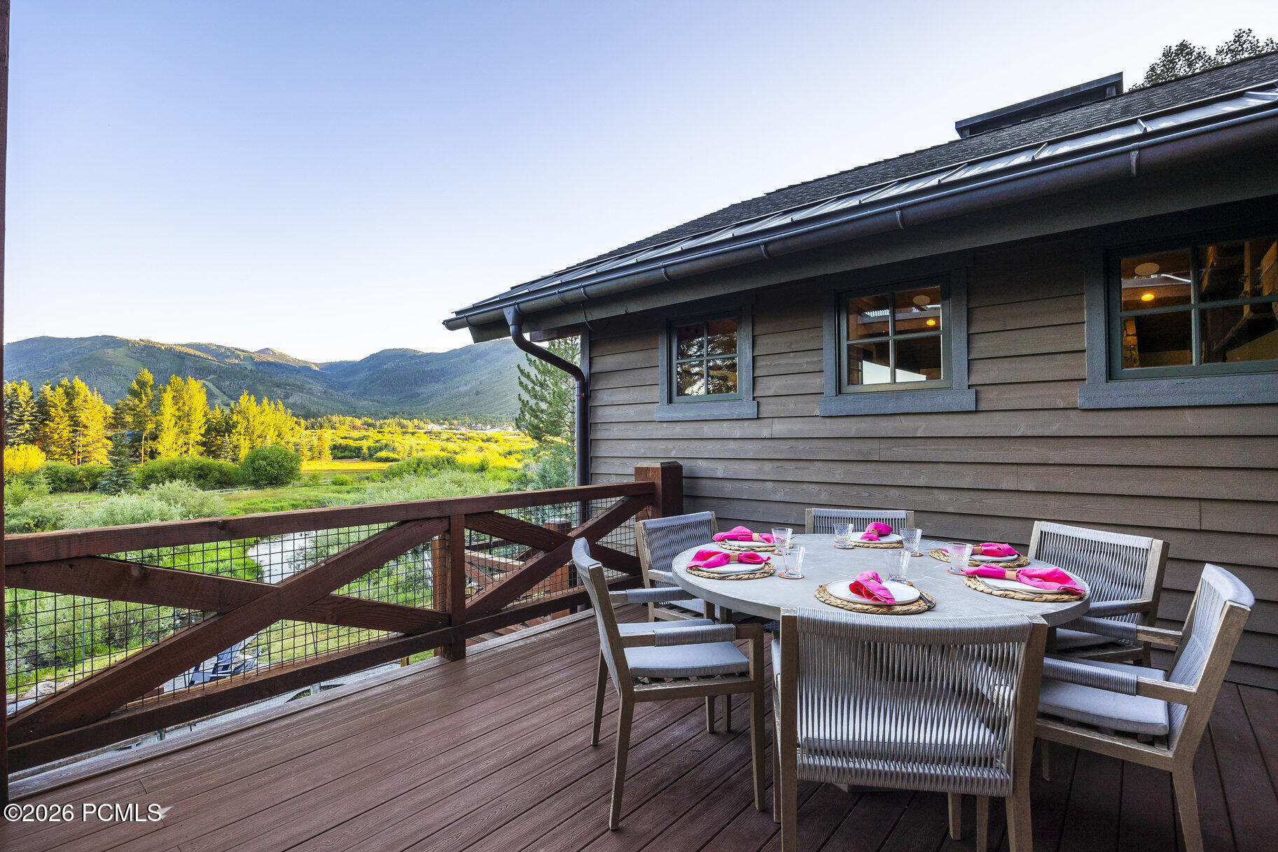 3000 Crestline Drive