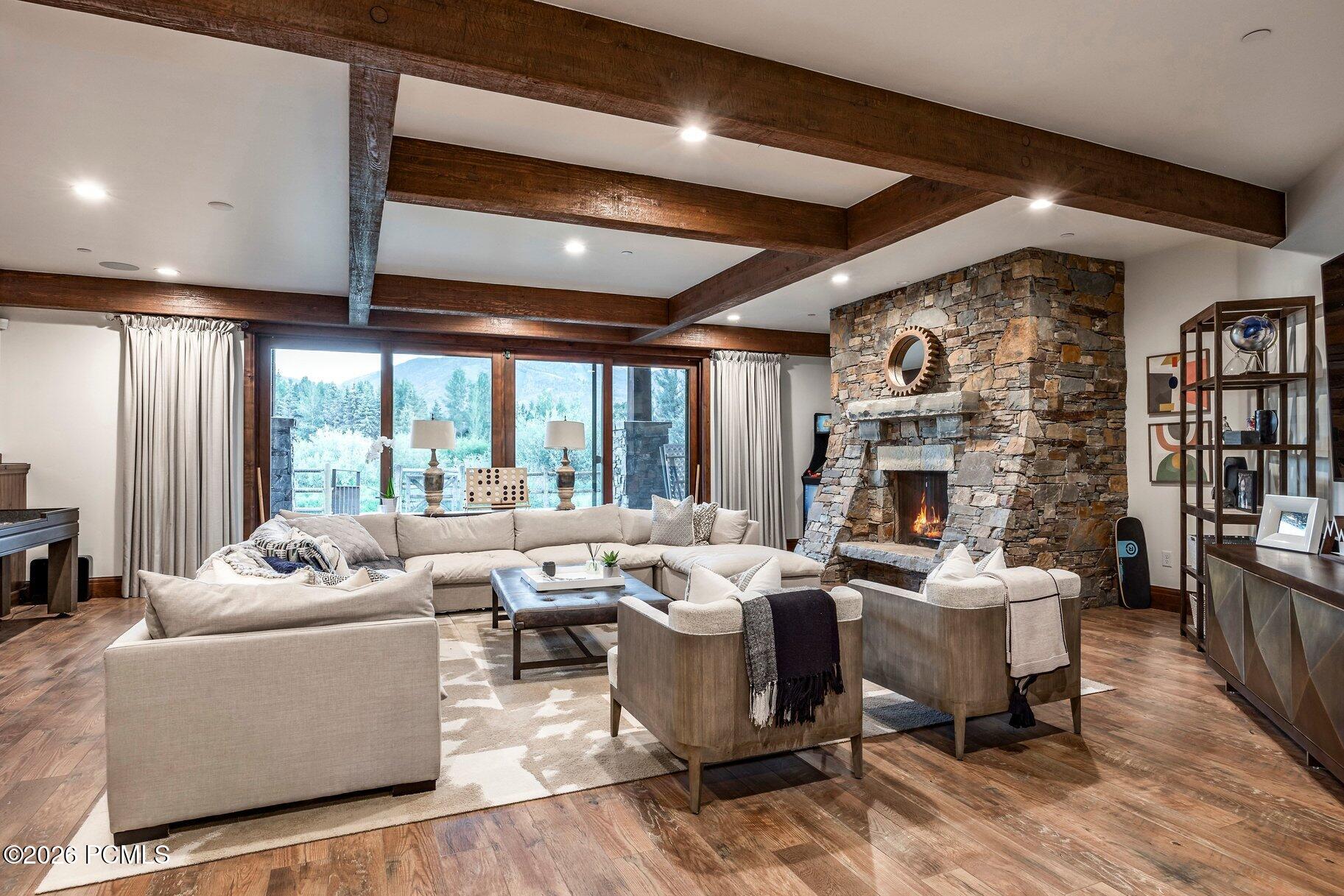 3000 Crestline Drive