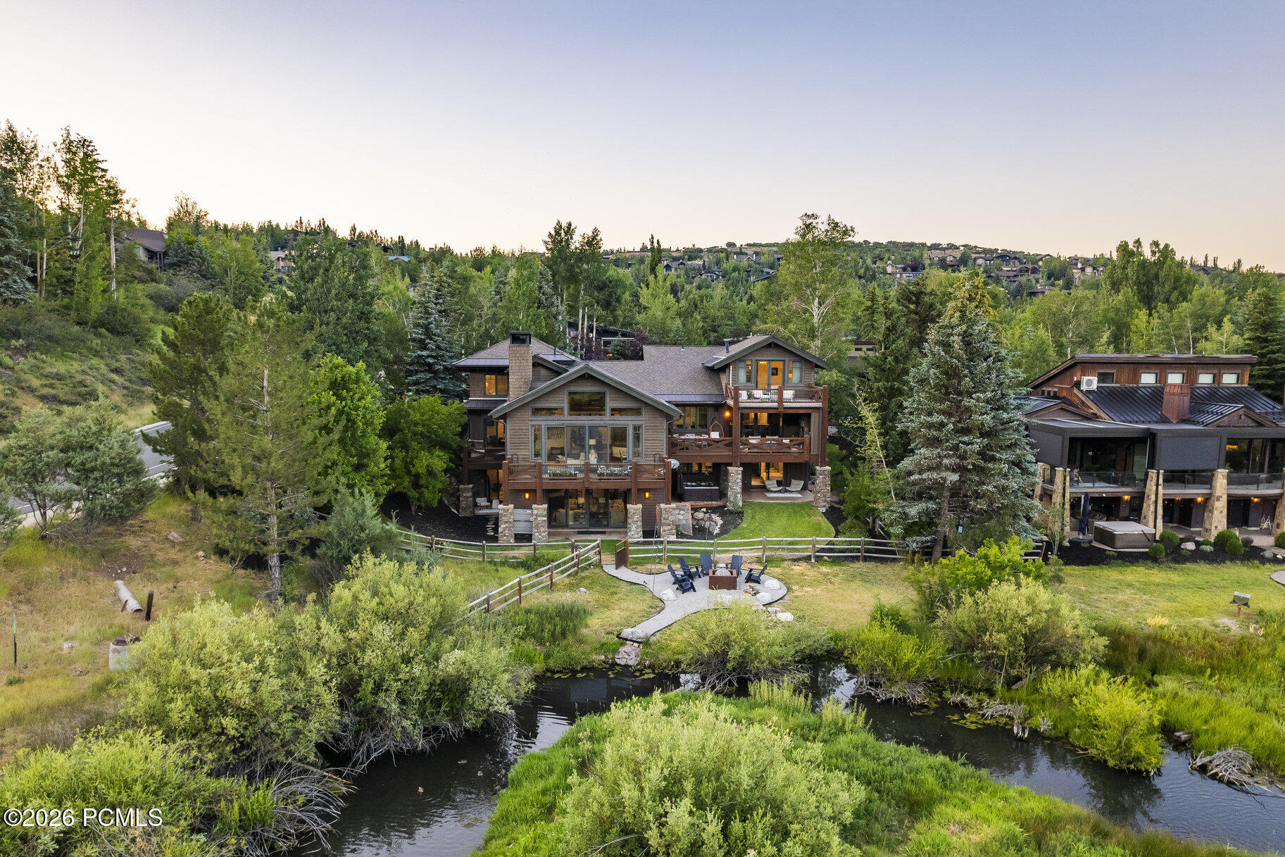 3000 Crestline Drive