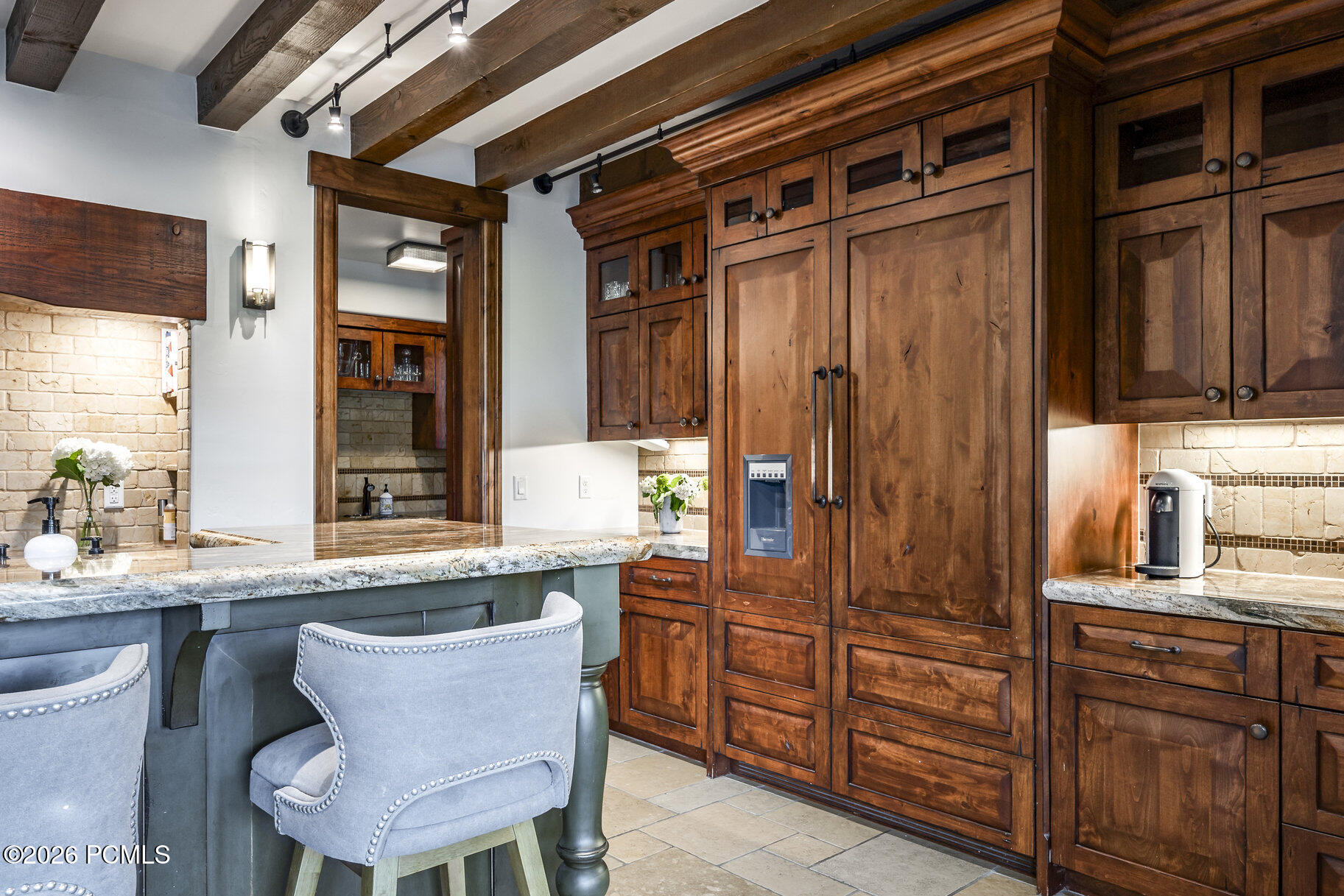 3000 Crestline Drive