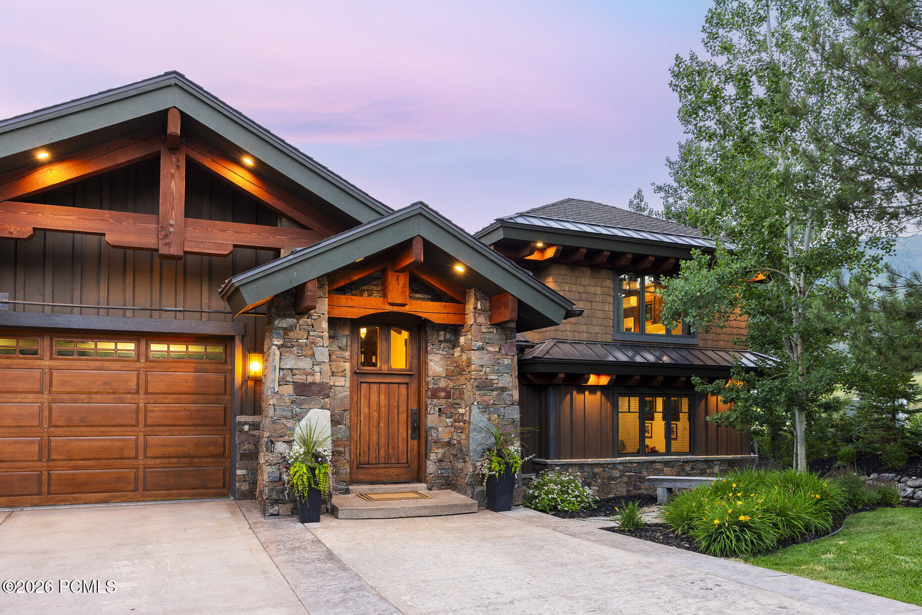 3000 Crestline Drive