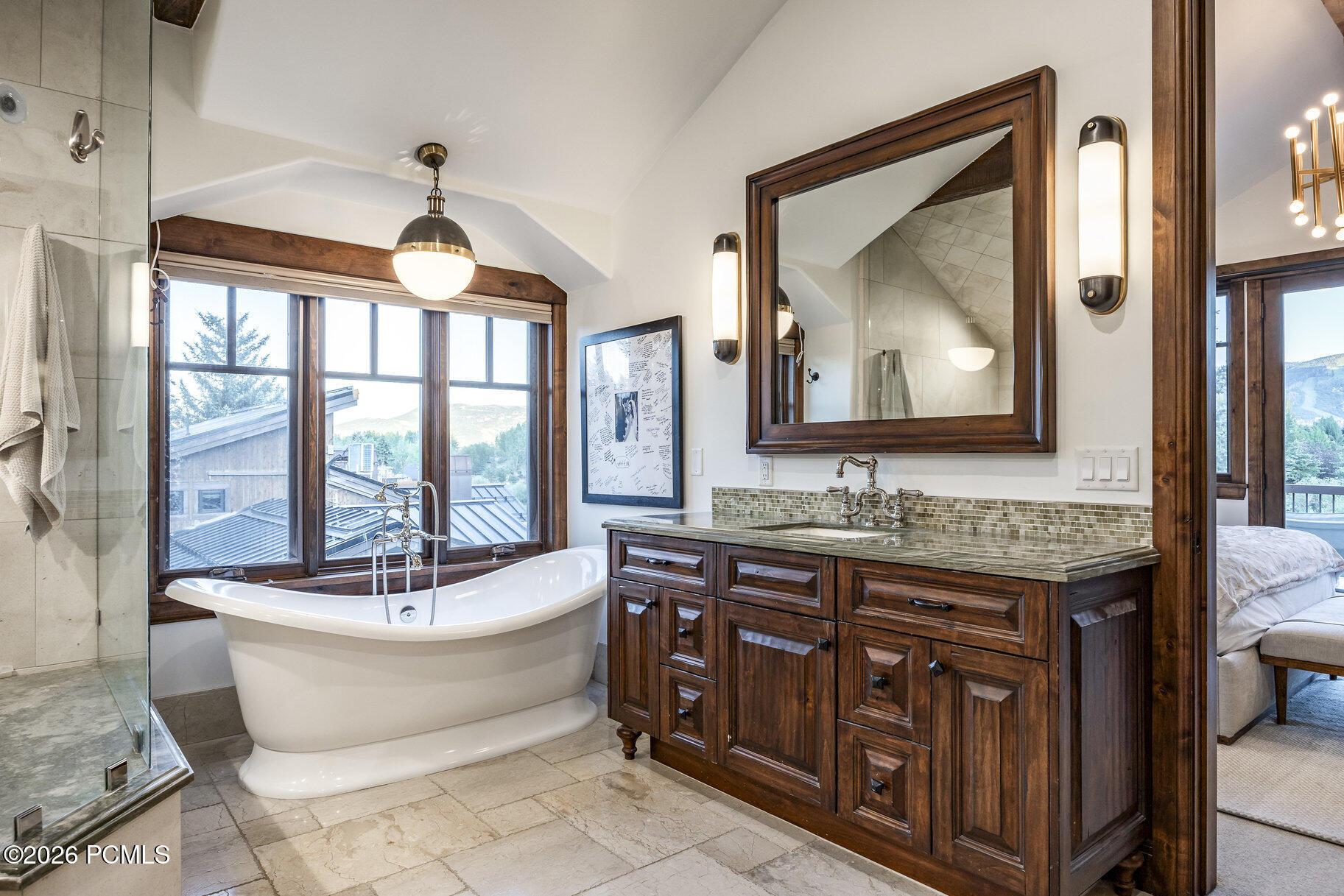 3000 Crestline Drive