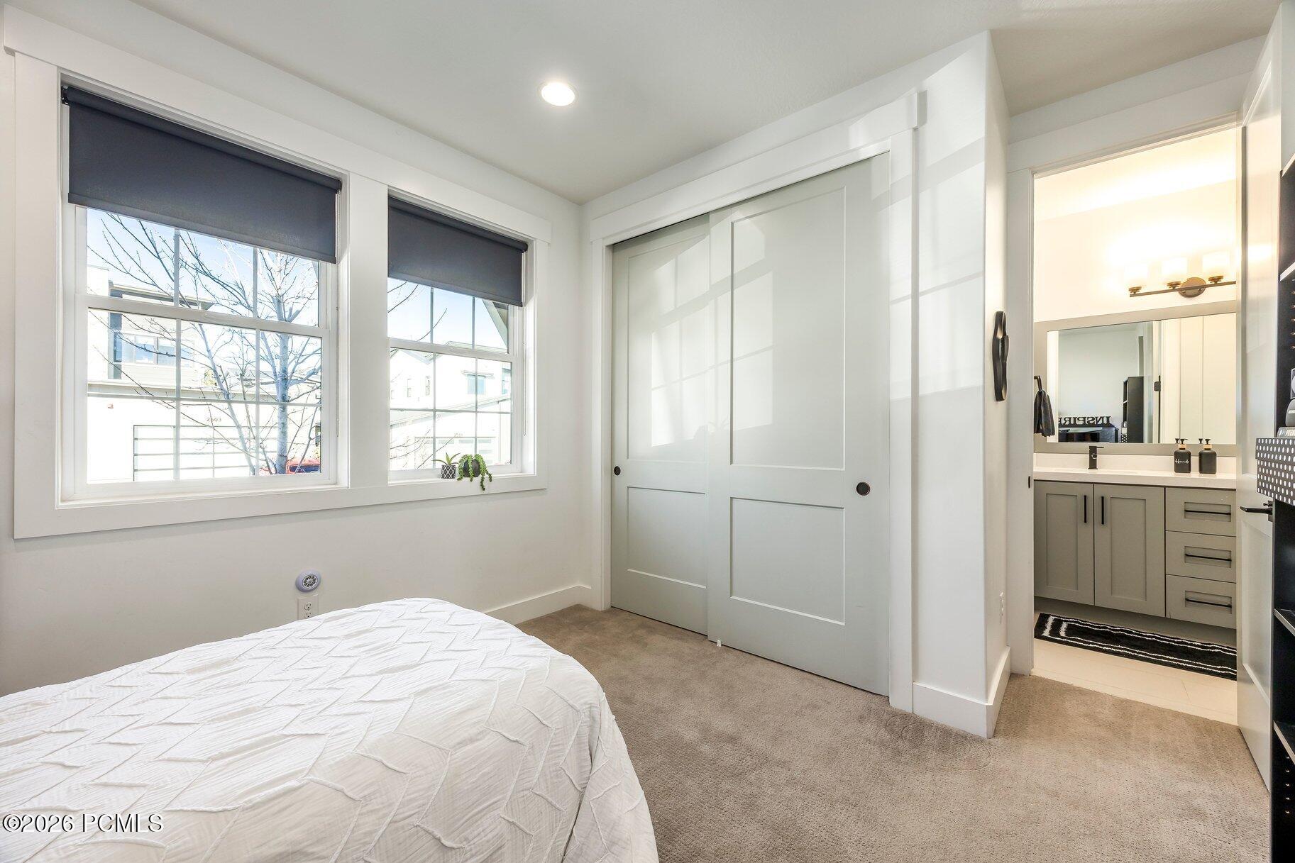 2602 Piper Way