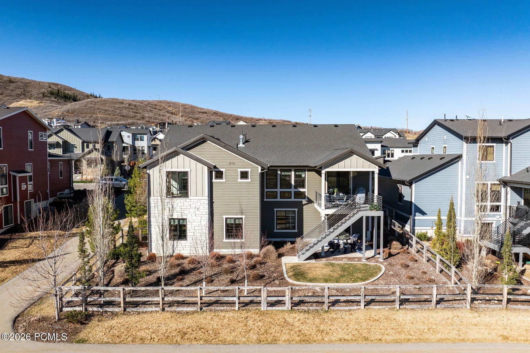 2602 Piper Way