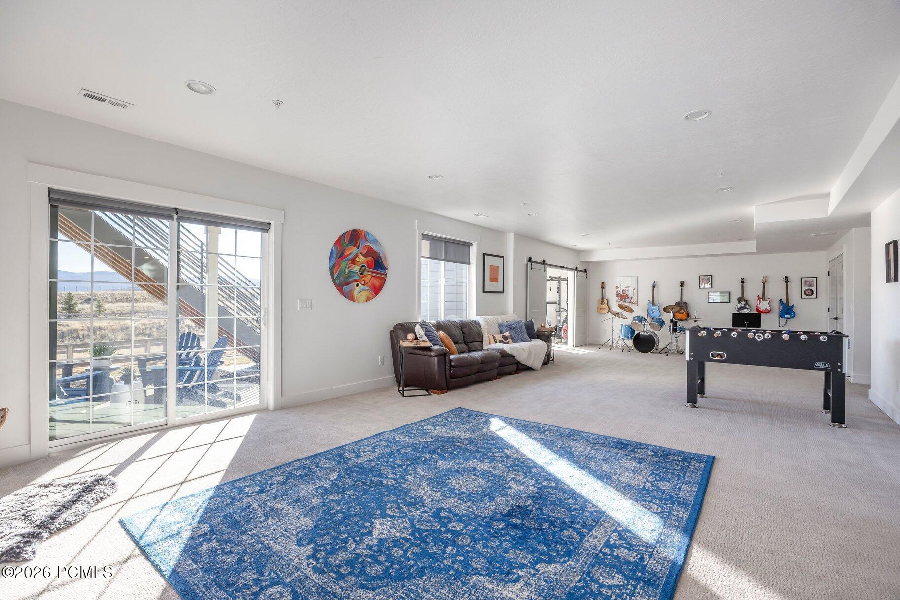 2602 Piper Way