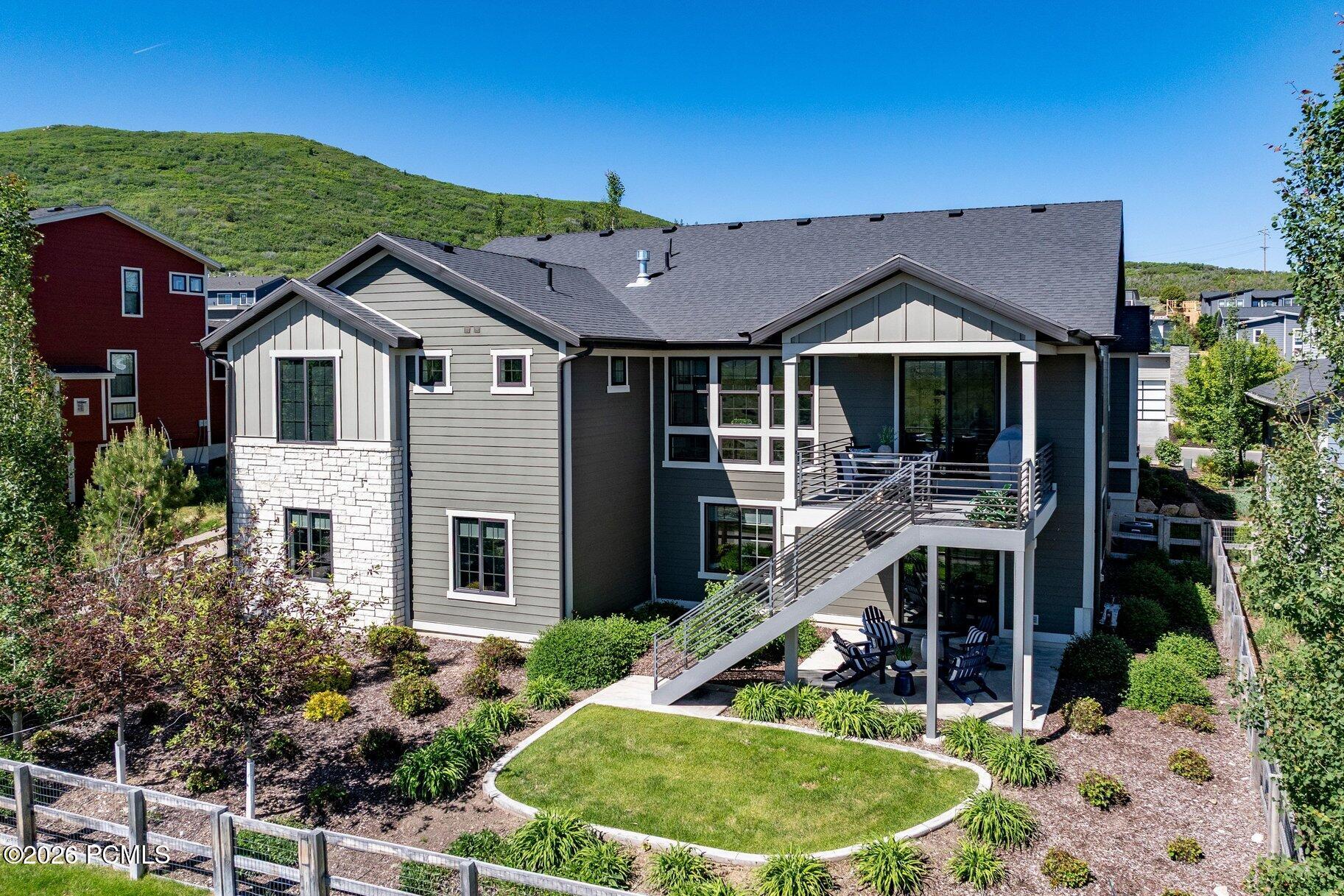 2602 Piper Way