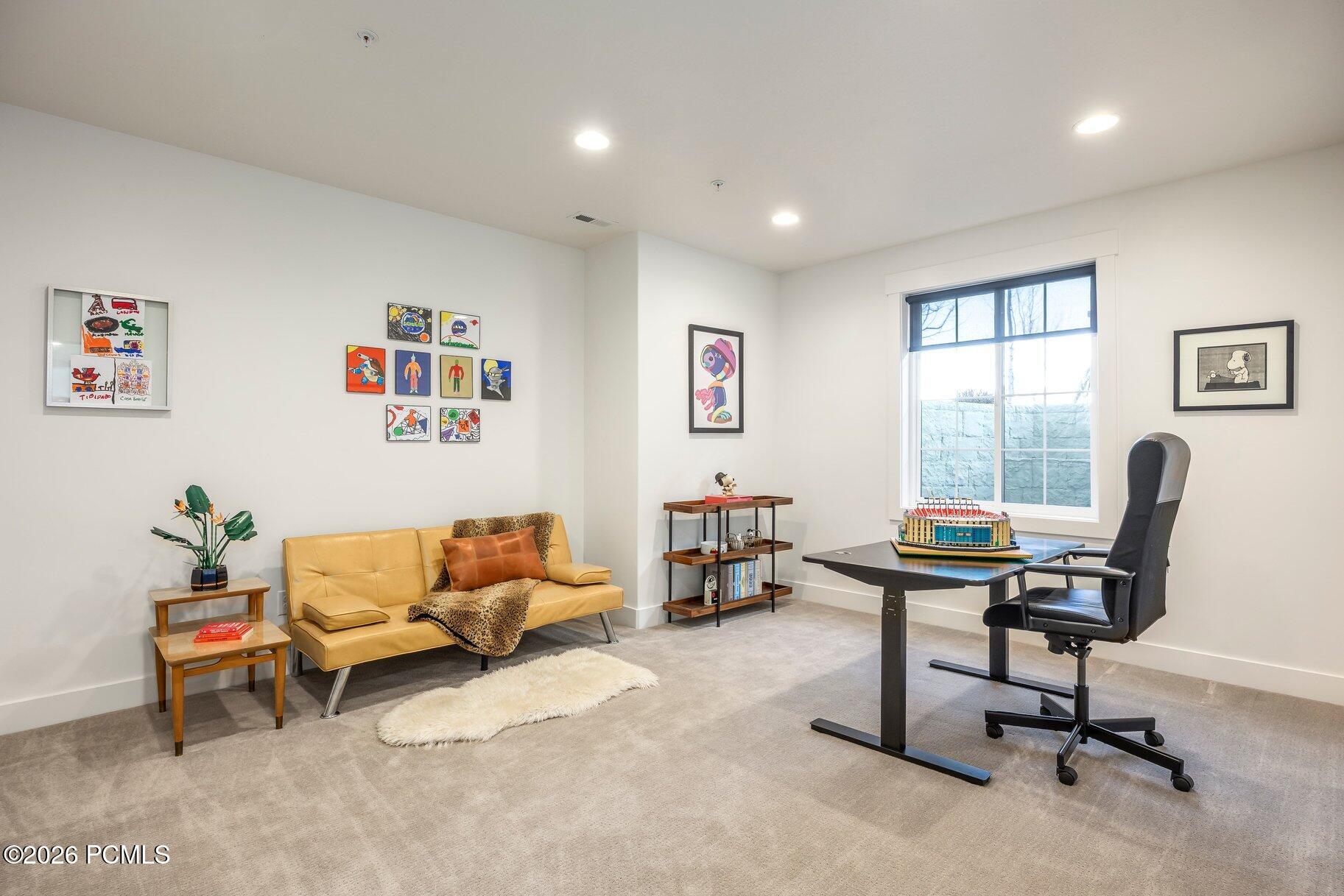 2602 Piper Way
