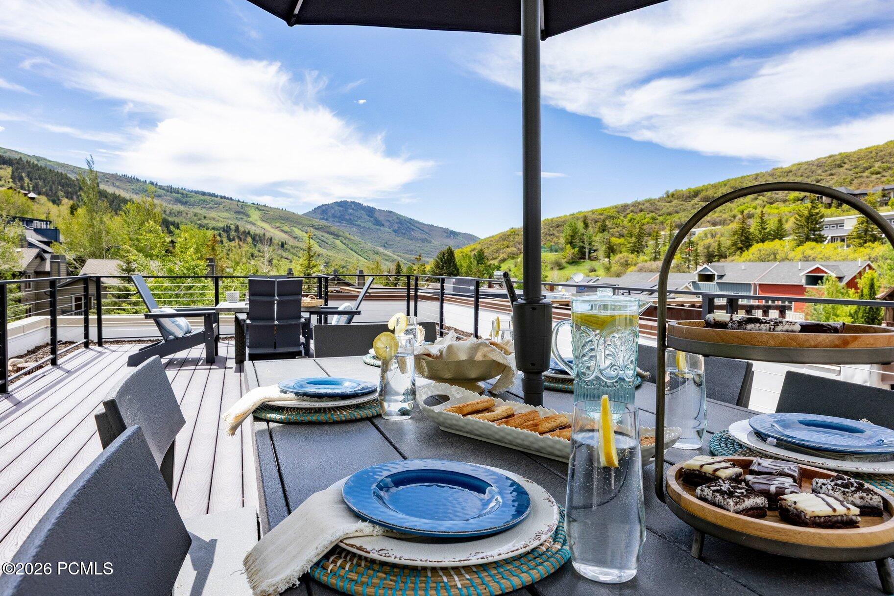 597 Deer Valley Loop Road