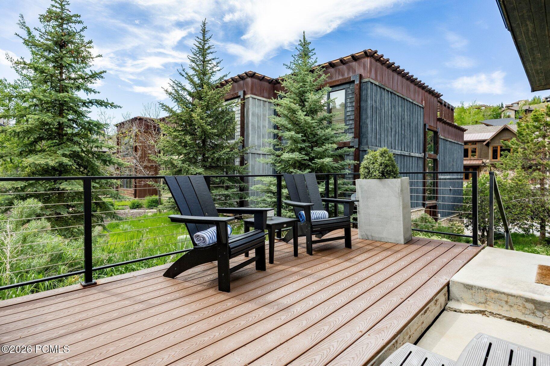 597 Deer Valley Loop Road