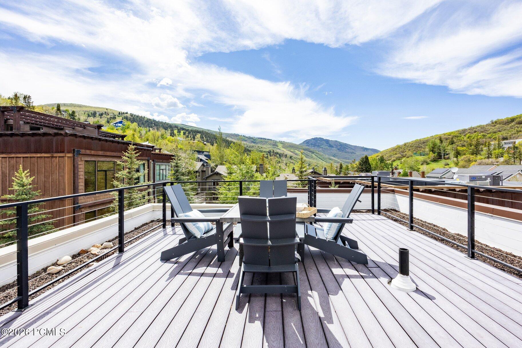 597 Deer Valley Loop Road