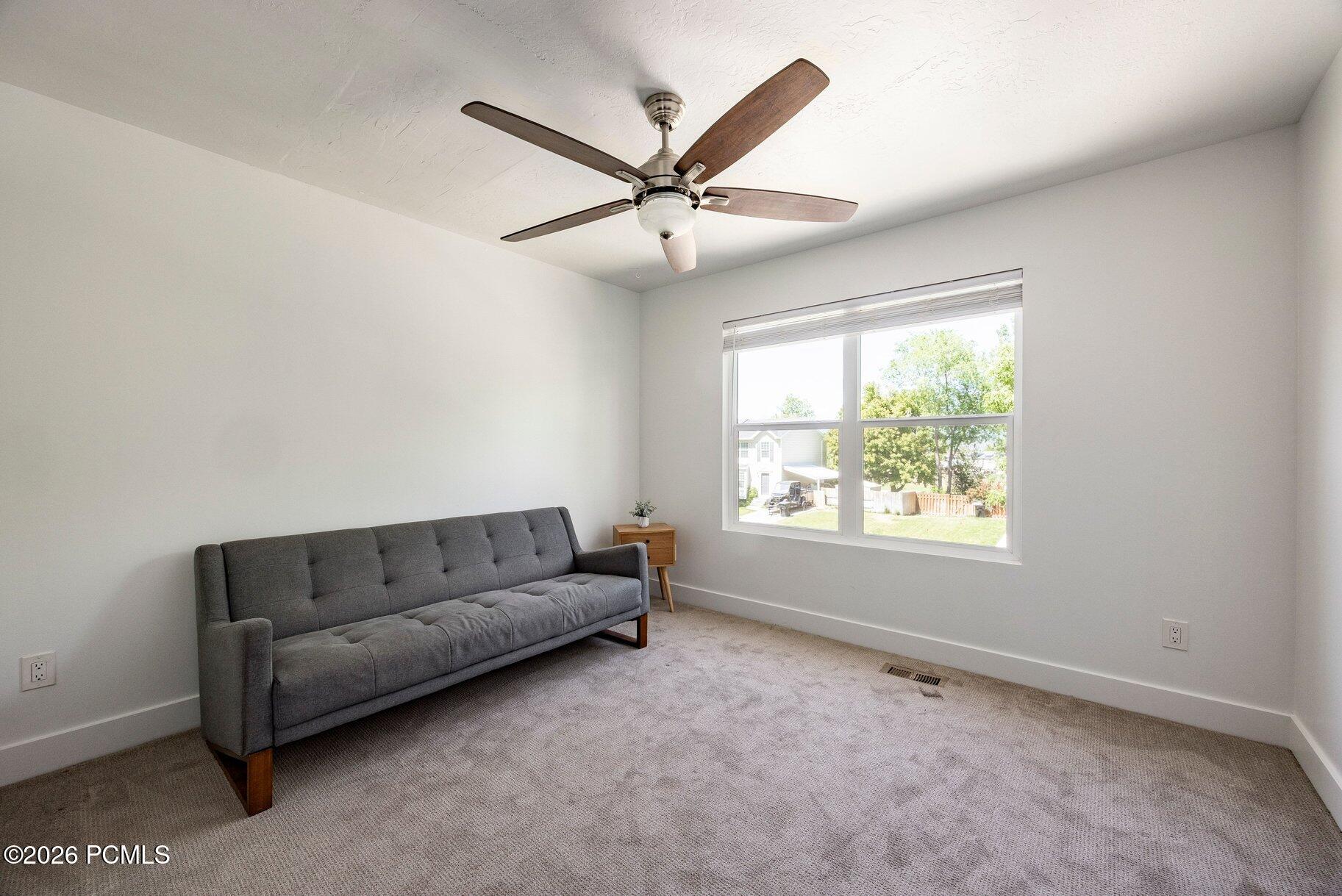 558 N 250 West