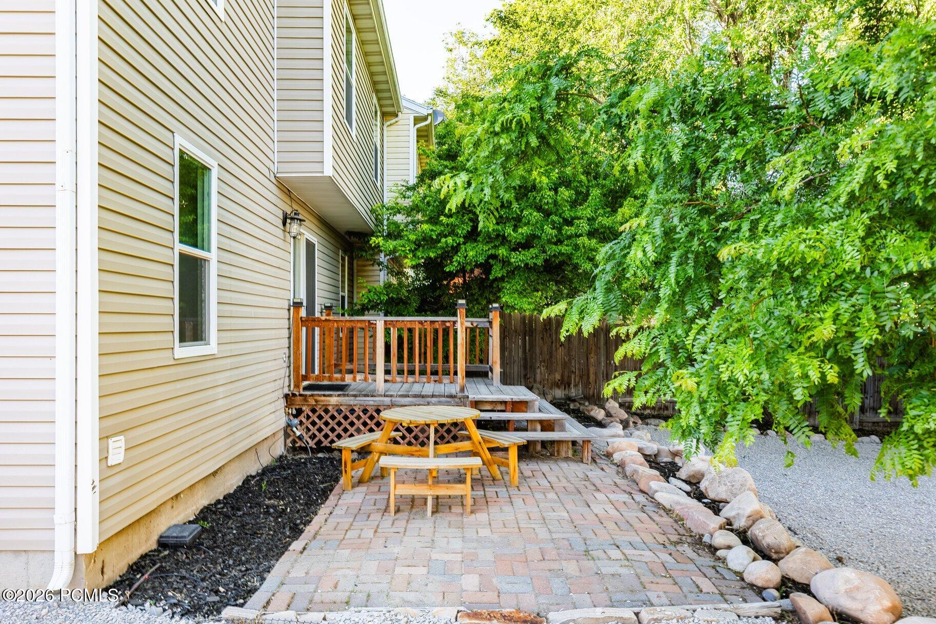 558 N 250 West