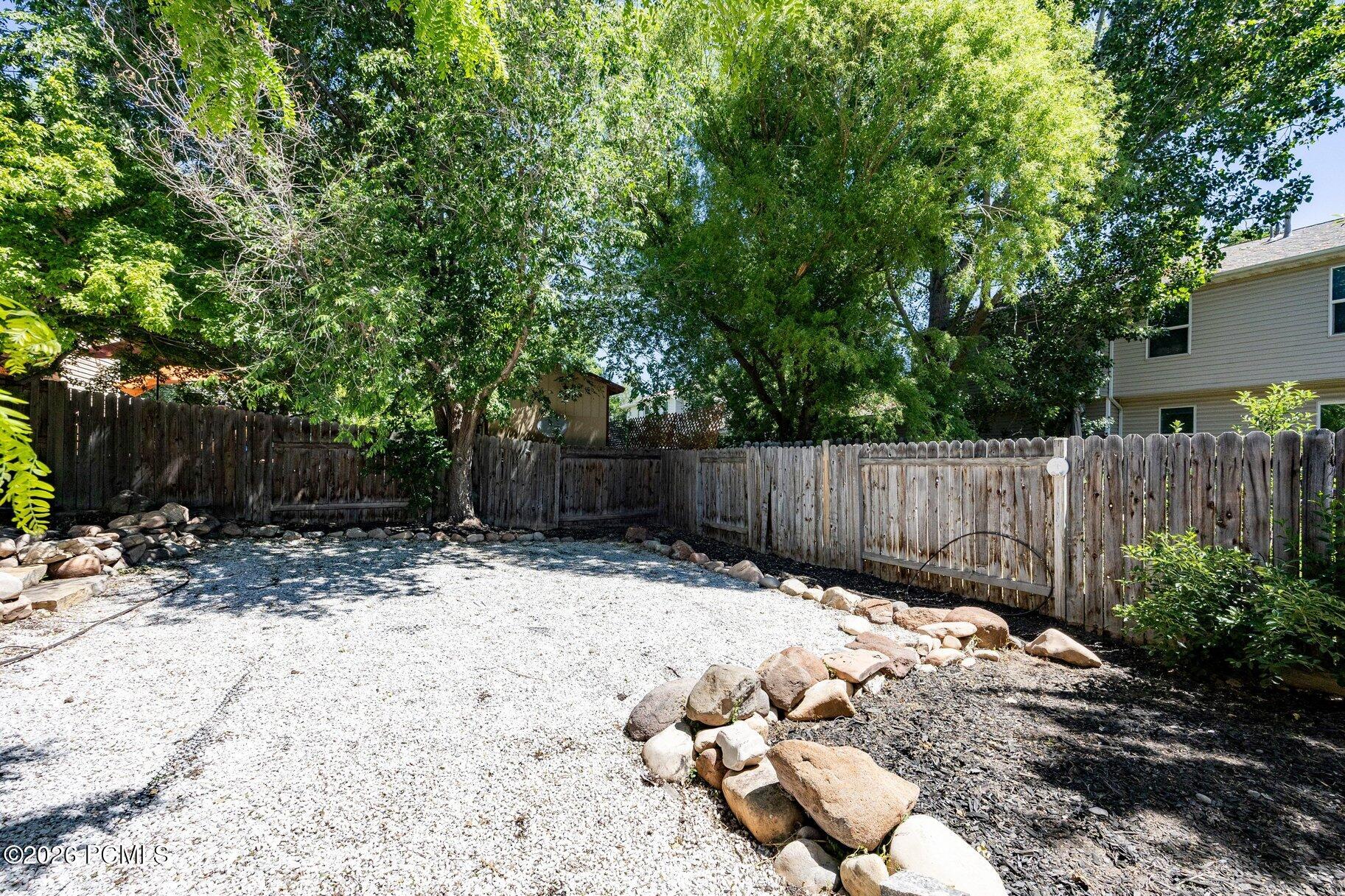 558 N 250 West