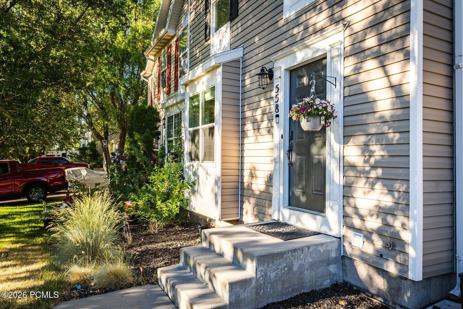 558 N 250 West