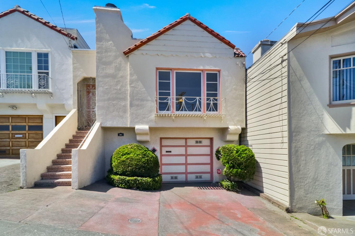 115 Santa Rosa Avenue