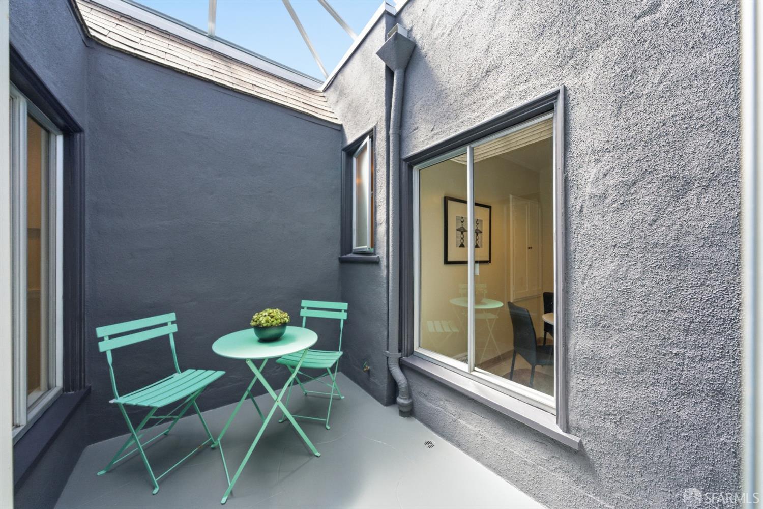 115 Santa Rosa Avenue