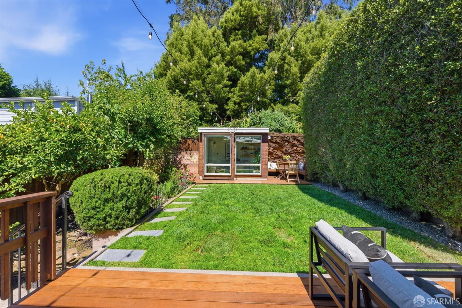 38 Lippard Avenue