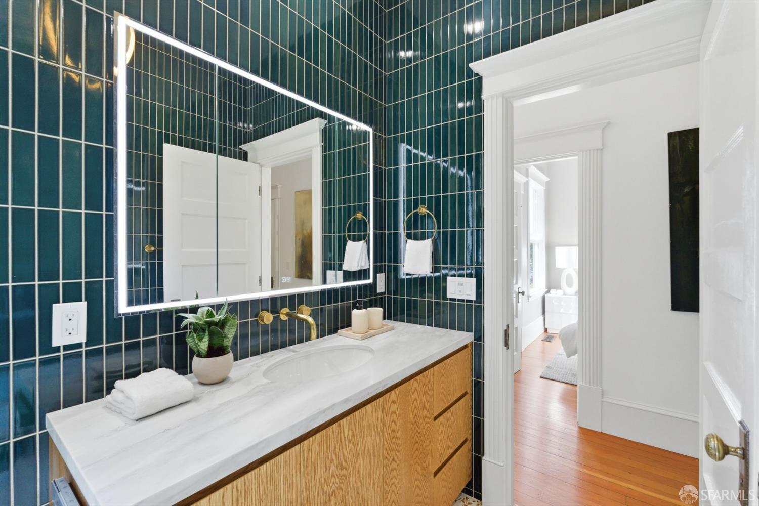 38 Lippard Avenue