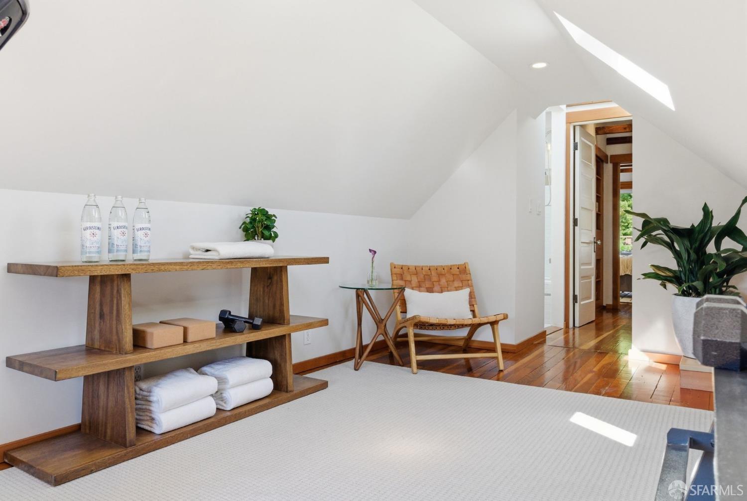 38 Lippard Avenue