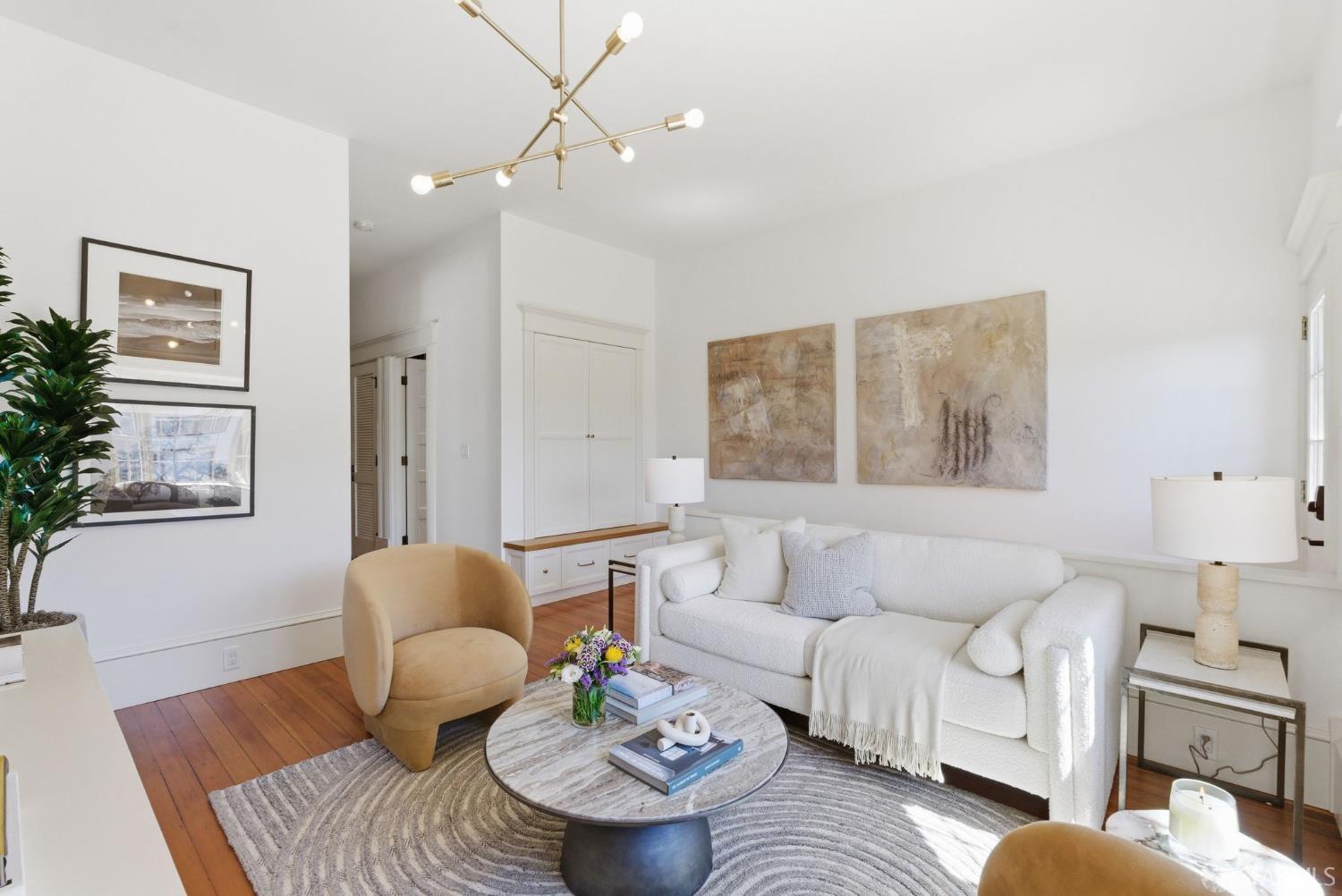 38 Lippard Avenue