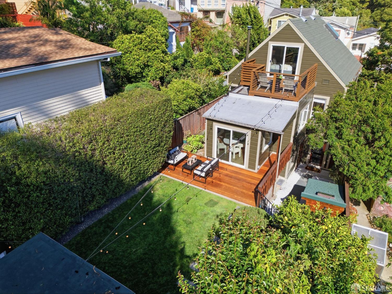 38 Lippard Avenue