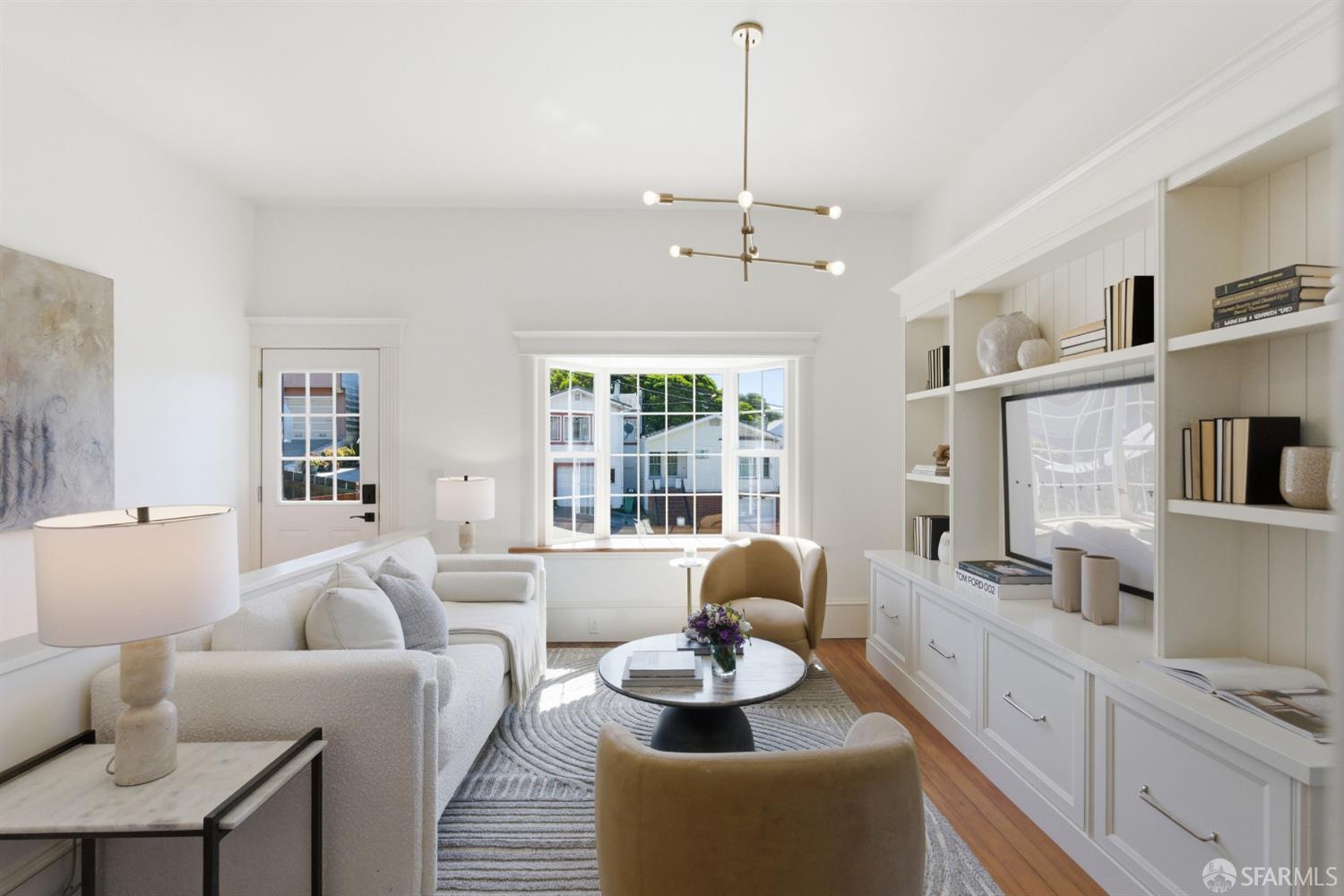 38 Lippard Avenue