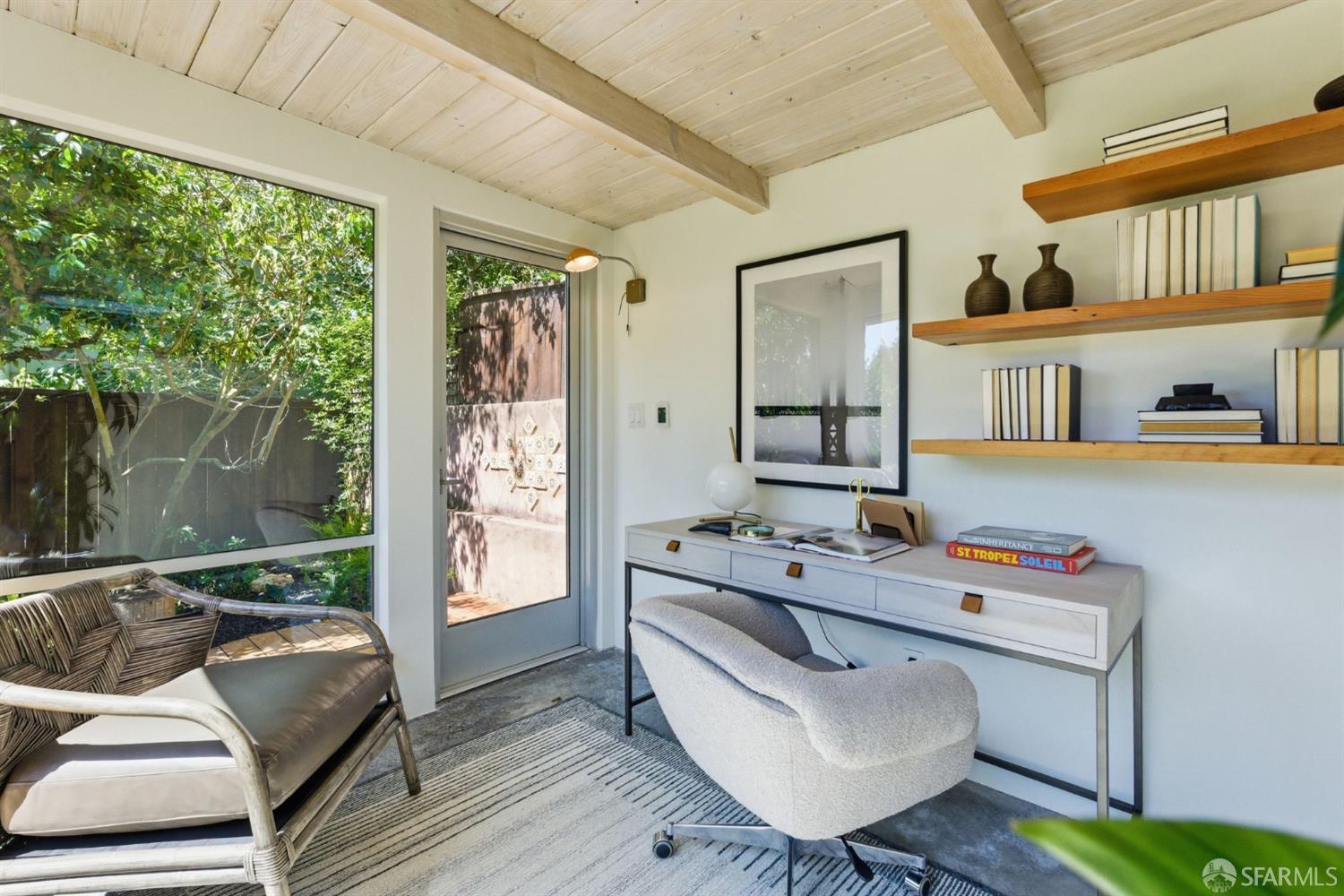 38 Lippard Avenue