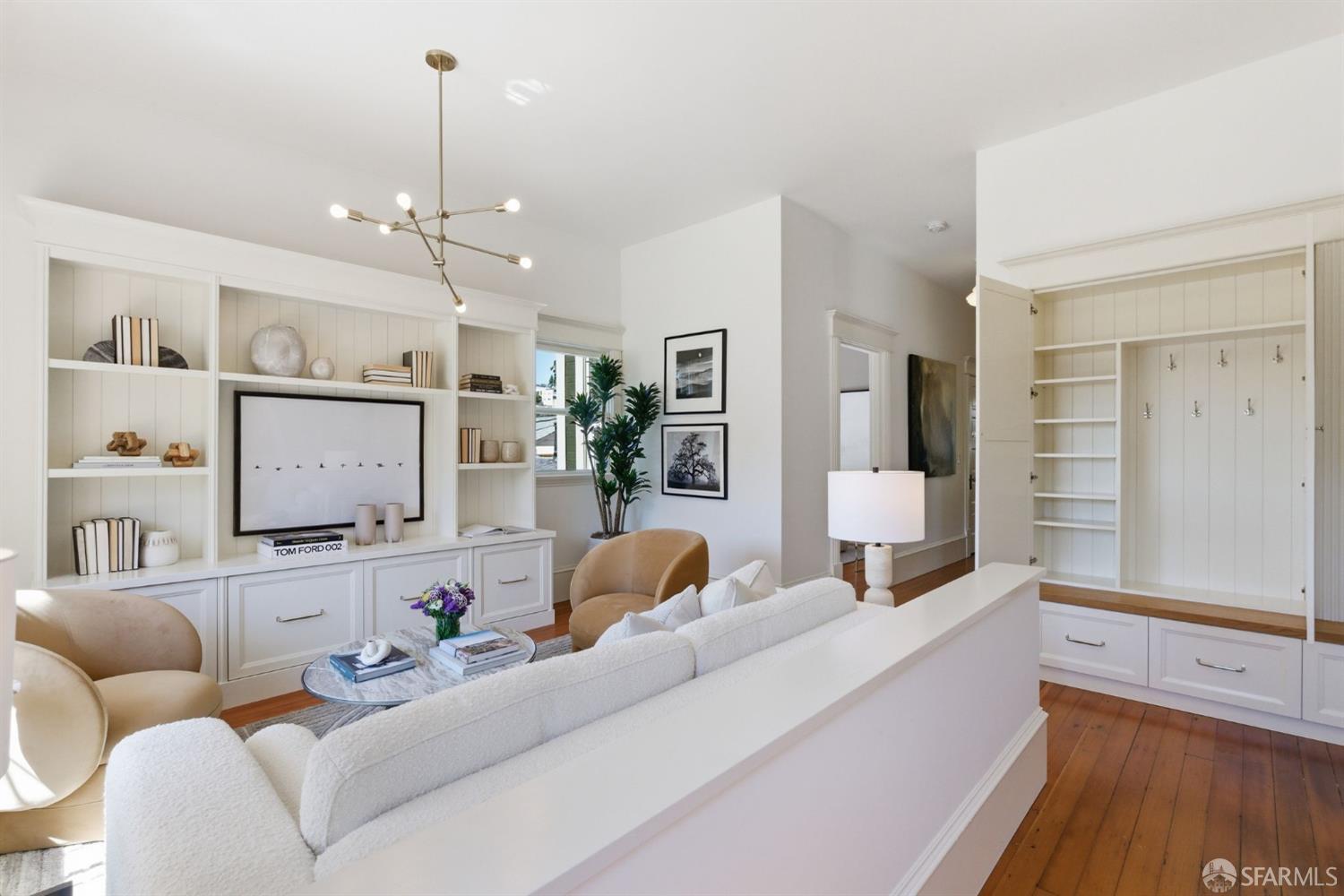 38 Lippard Avenue