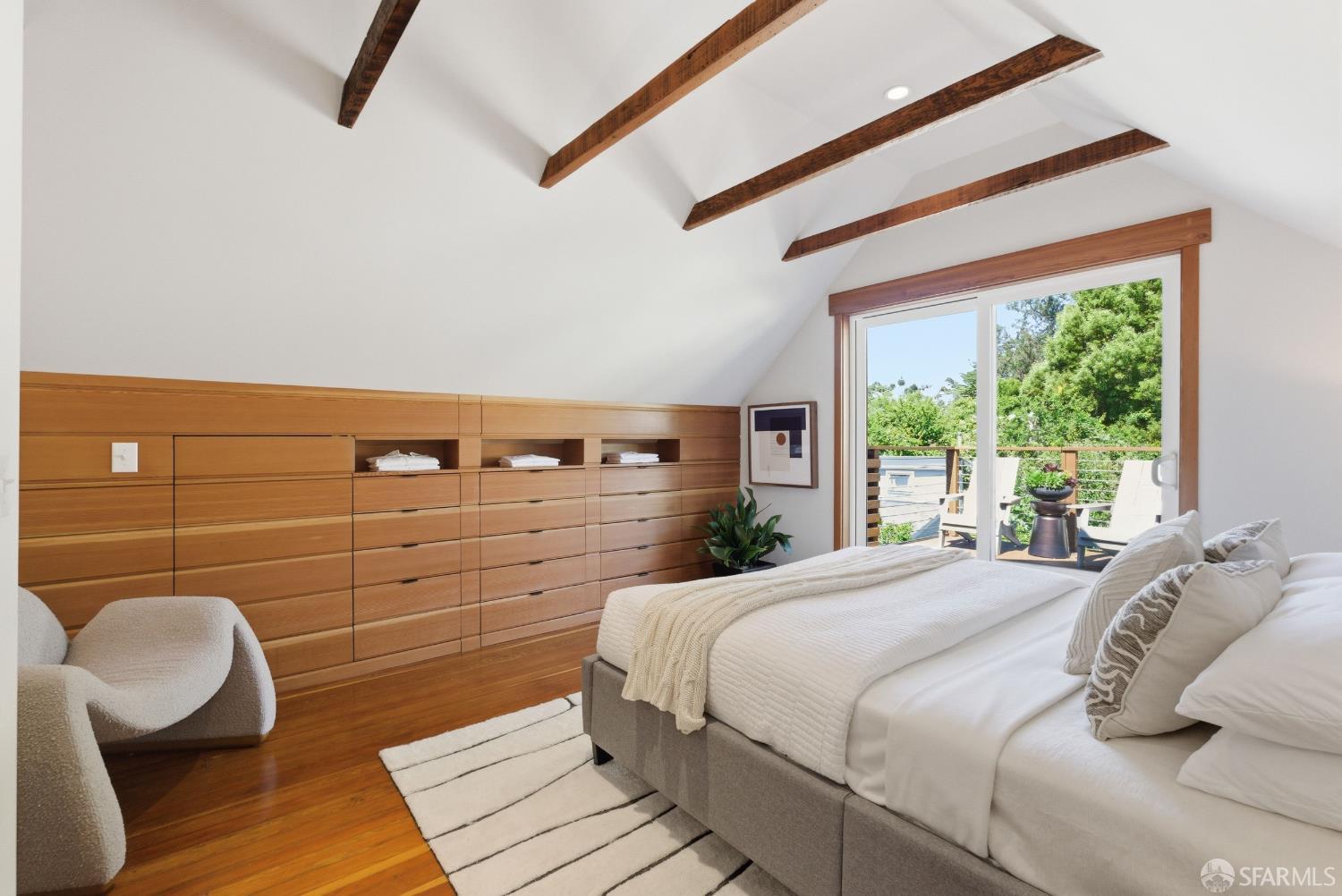 38 Lippard Avenue