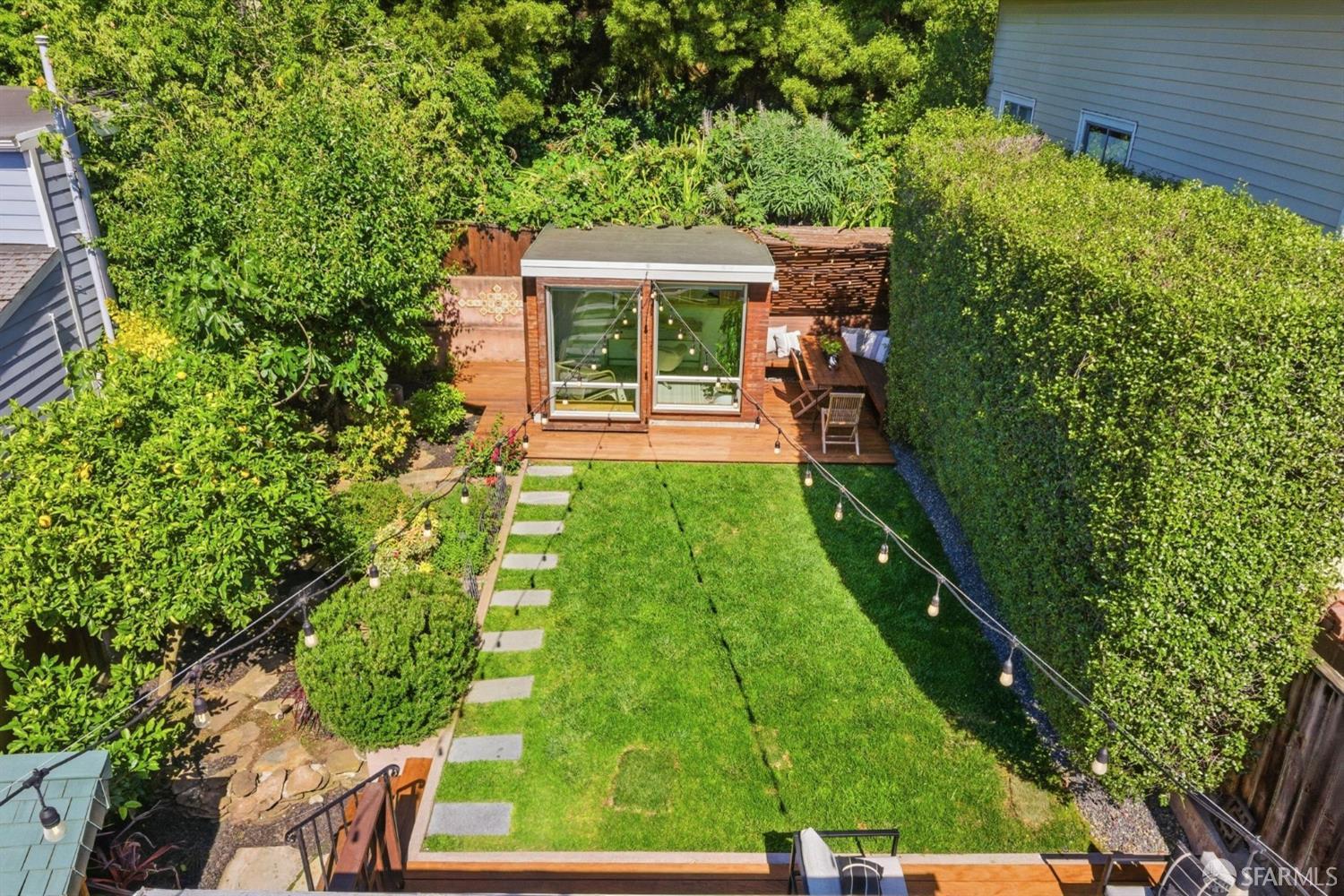 38 Lippard Avenue