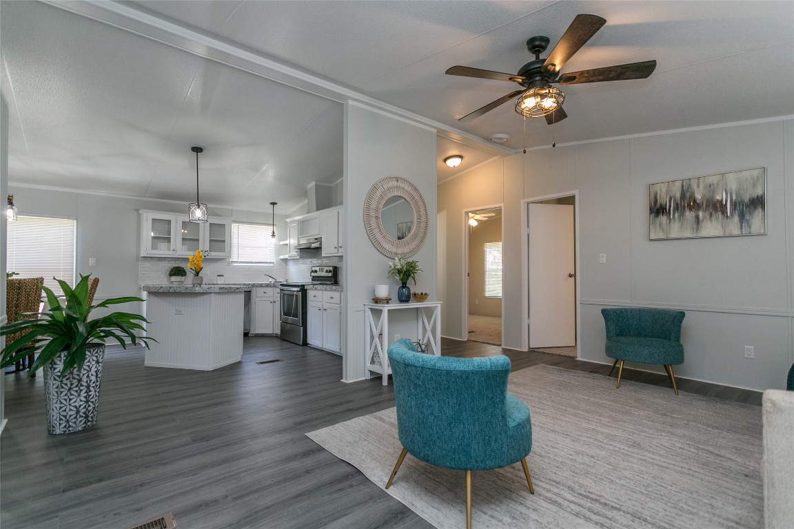 15052 Robin Road