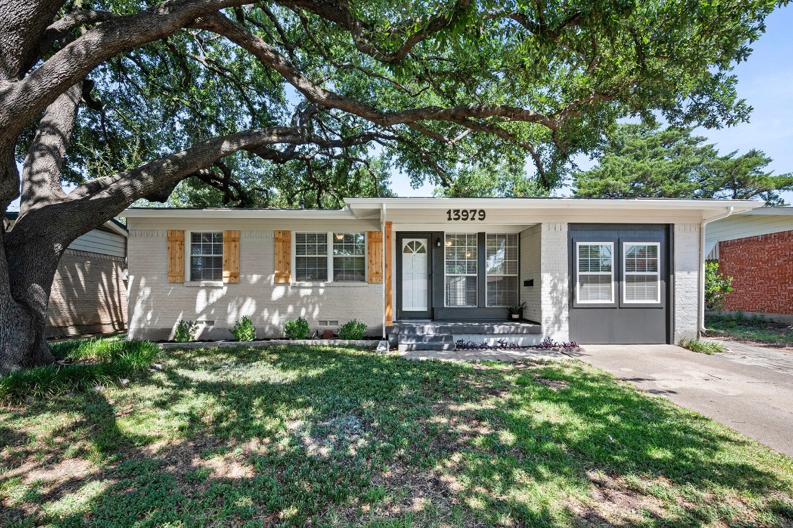 13979 Stardust Lane