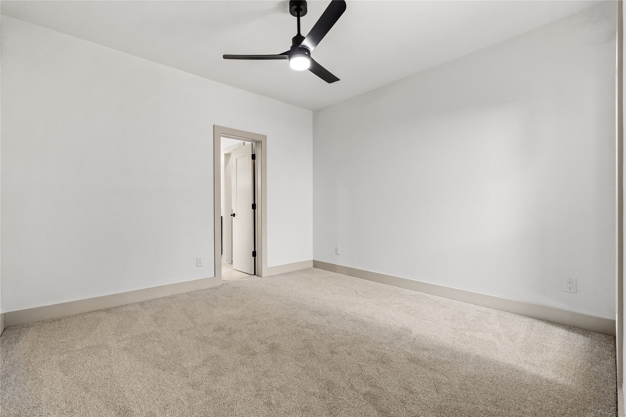 2400 Fawkes Lane