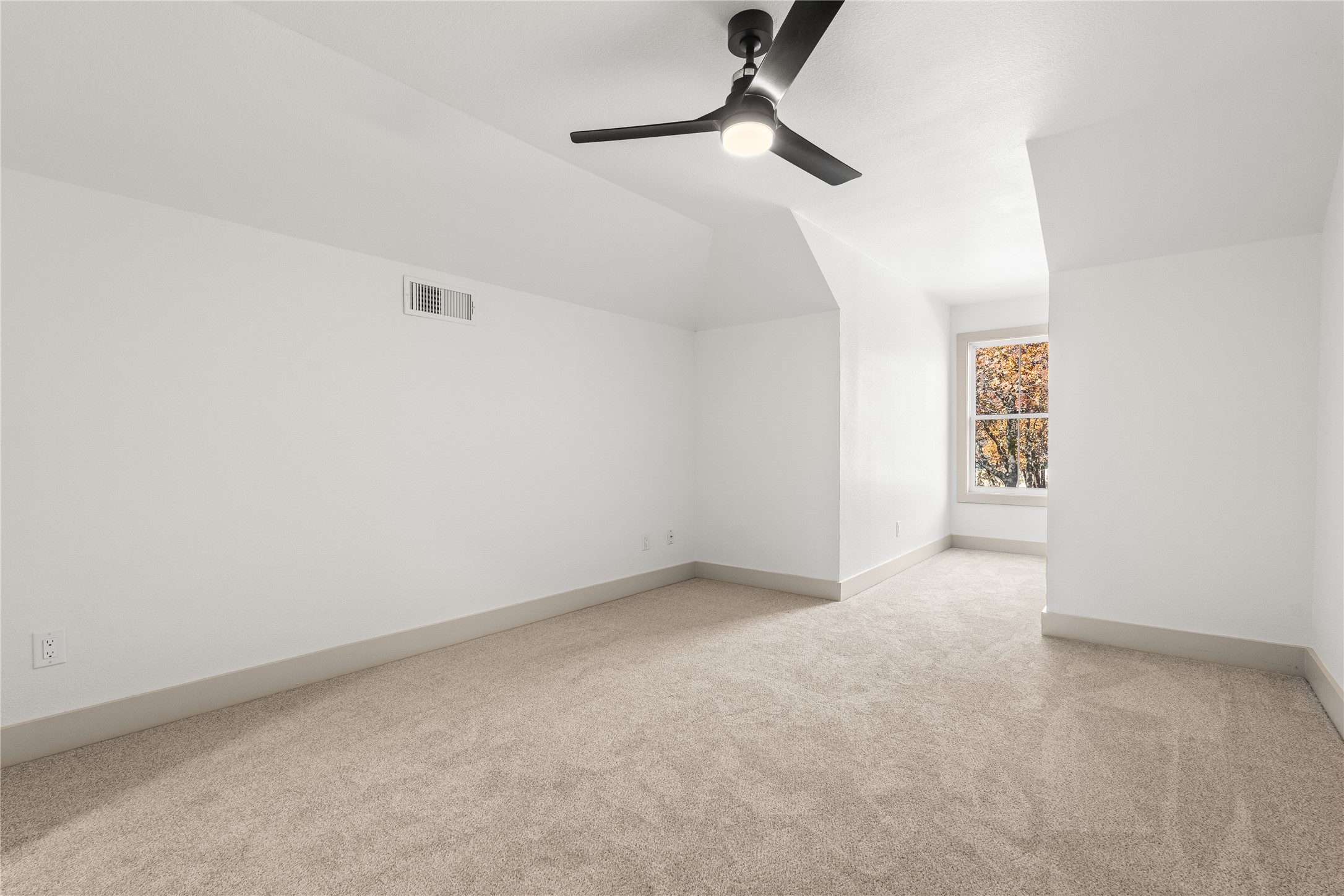 2400 Fawkes Lane