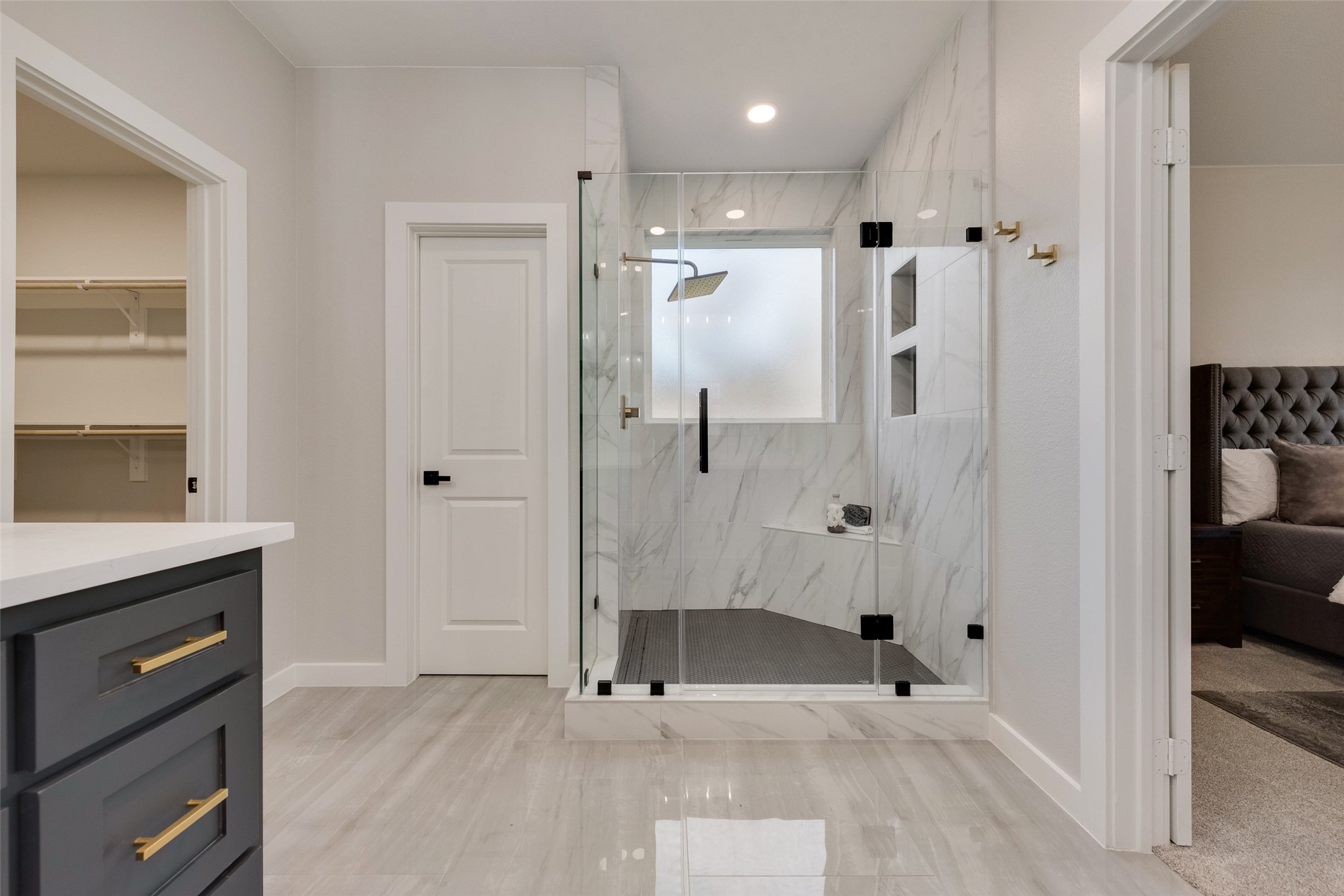 2418 Bent Trail